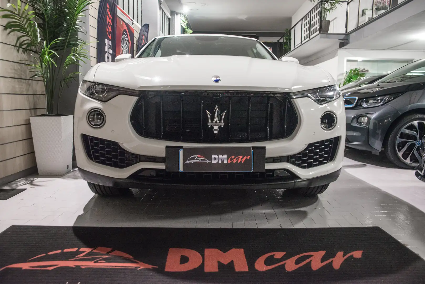 Maserati Levante 3.0 V6 Granlusso 250CV AWD AUT TETTO PELLE TOTALE Blanco - 1