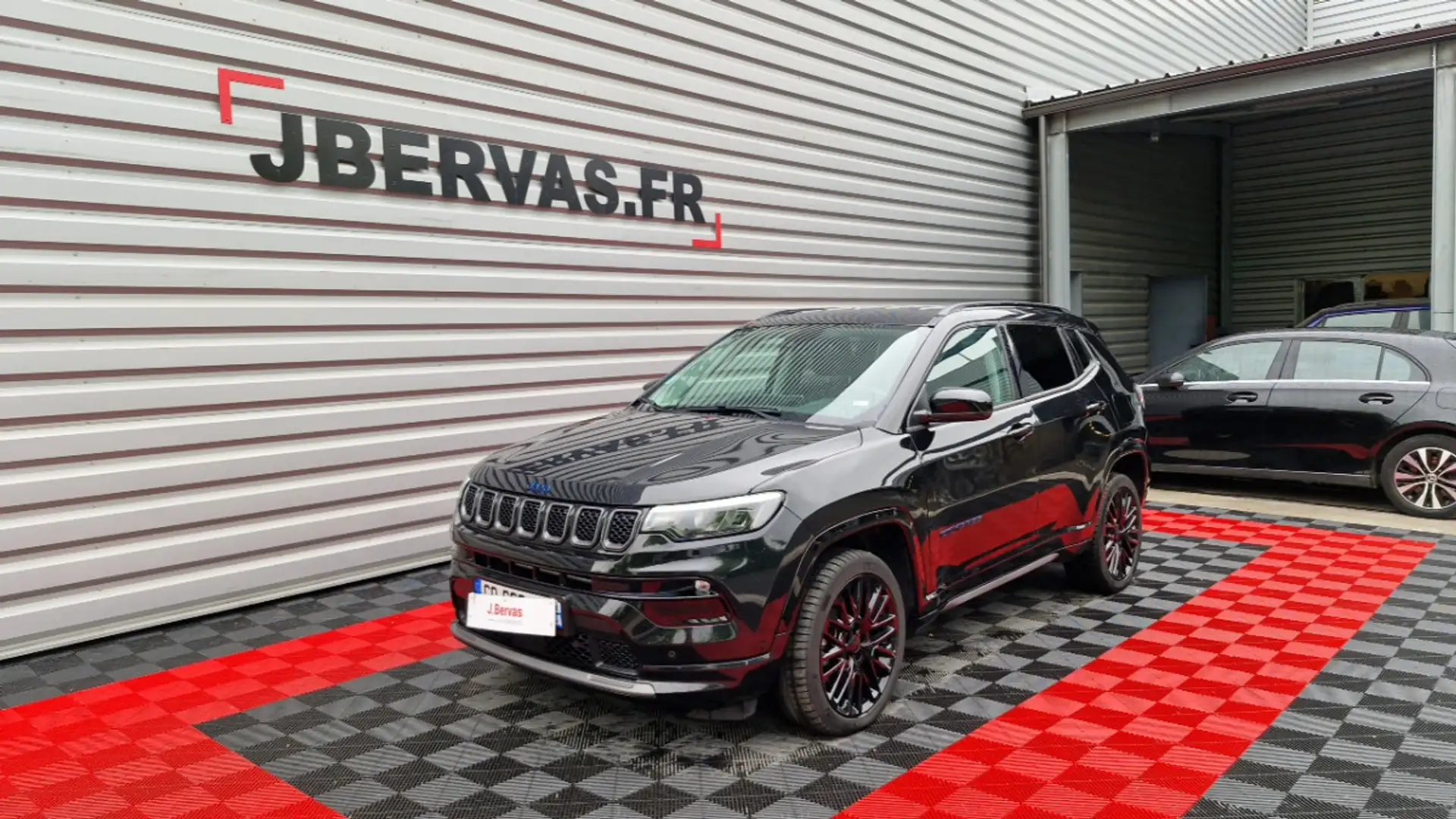 Jeep Compass 1.3 PHEV T4 240 4XE S Noir - 1