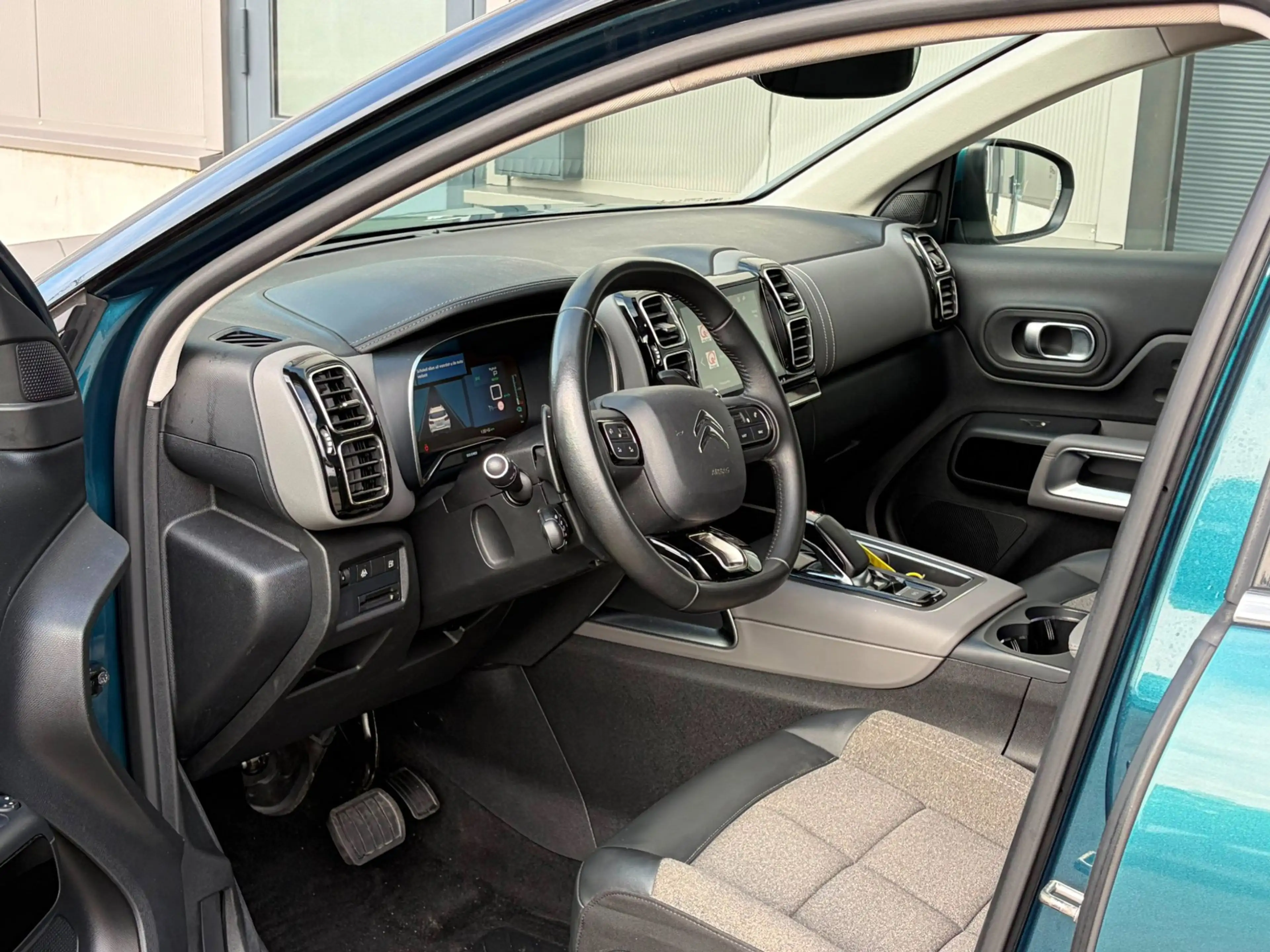Citroen C5 Aircross 1.6 Plug-in Hybrid 225|LED|CAMERA|APPLE CARPLAY| — photo 16