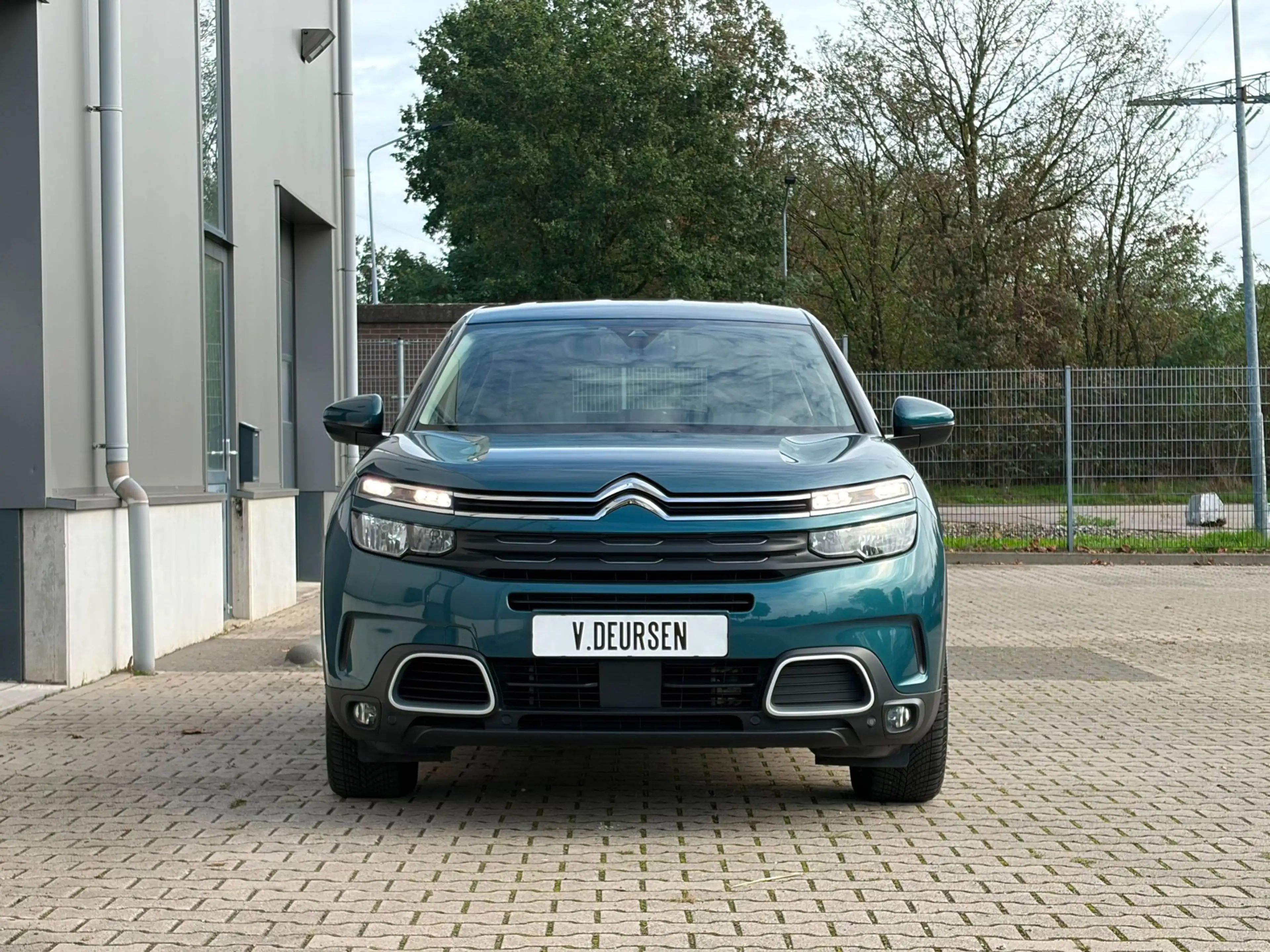 Citroen C5 Aircross 1.6 Plug-in Hybrid 225|LED|CAMERA|APPLE CARPLAY| — photo 4