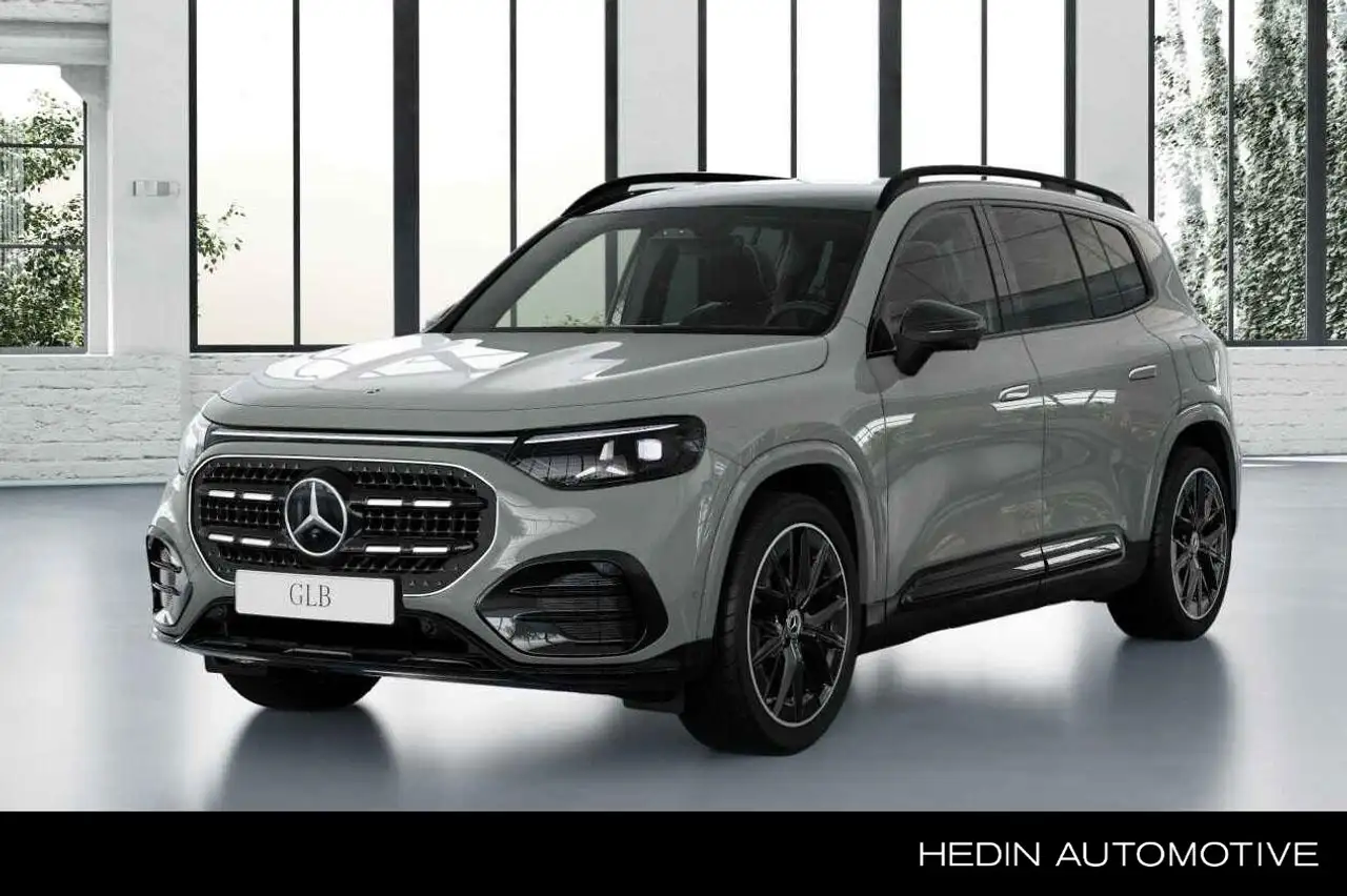Mercedes-Benz GLB 180