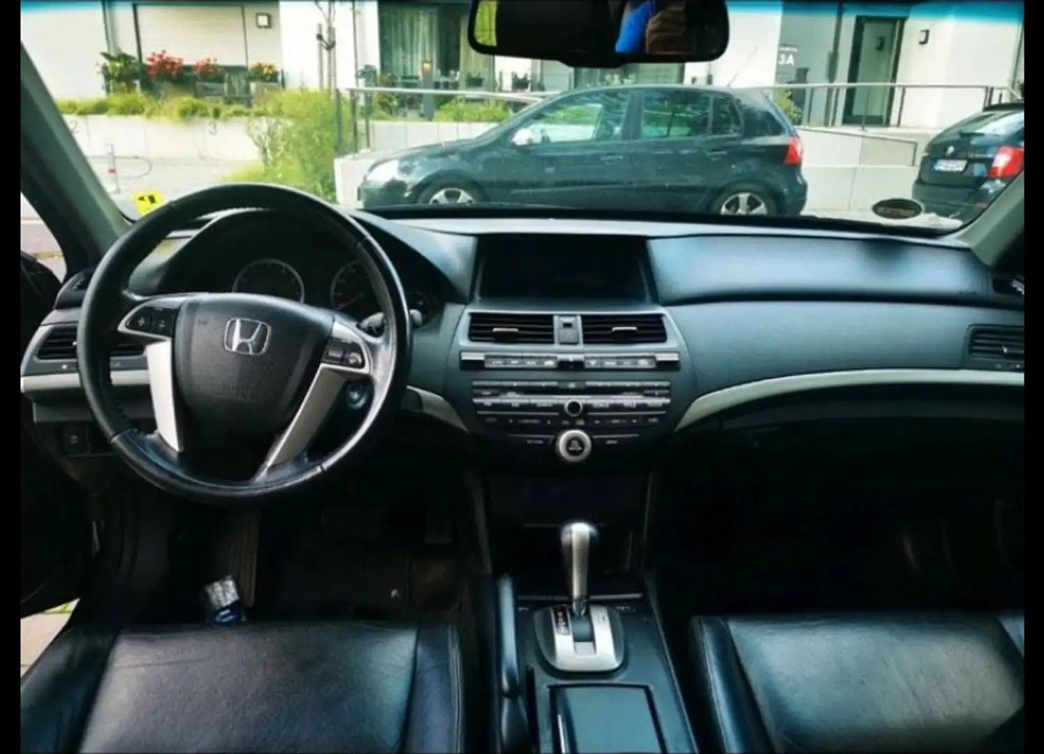 Honda Accord - 1