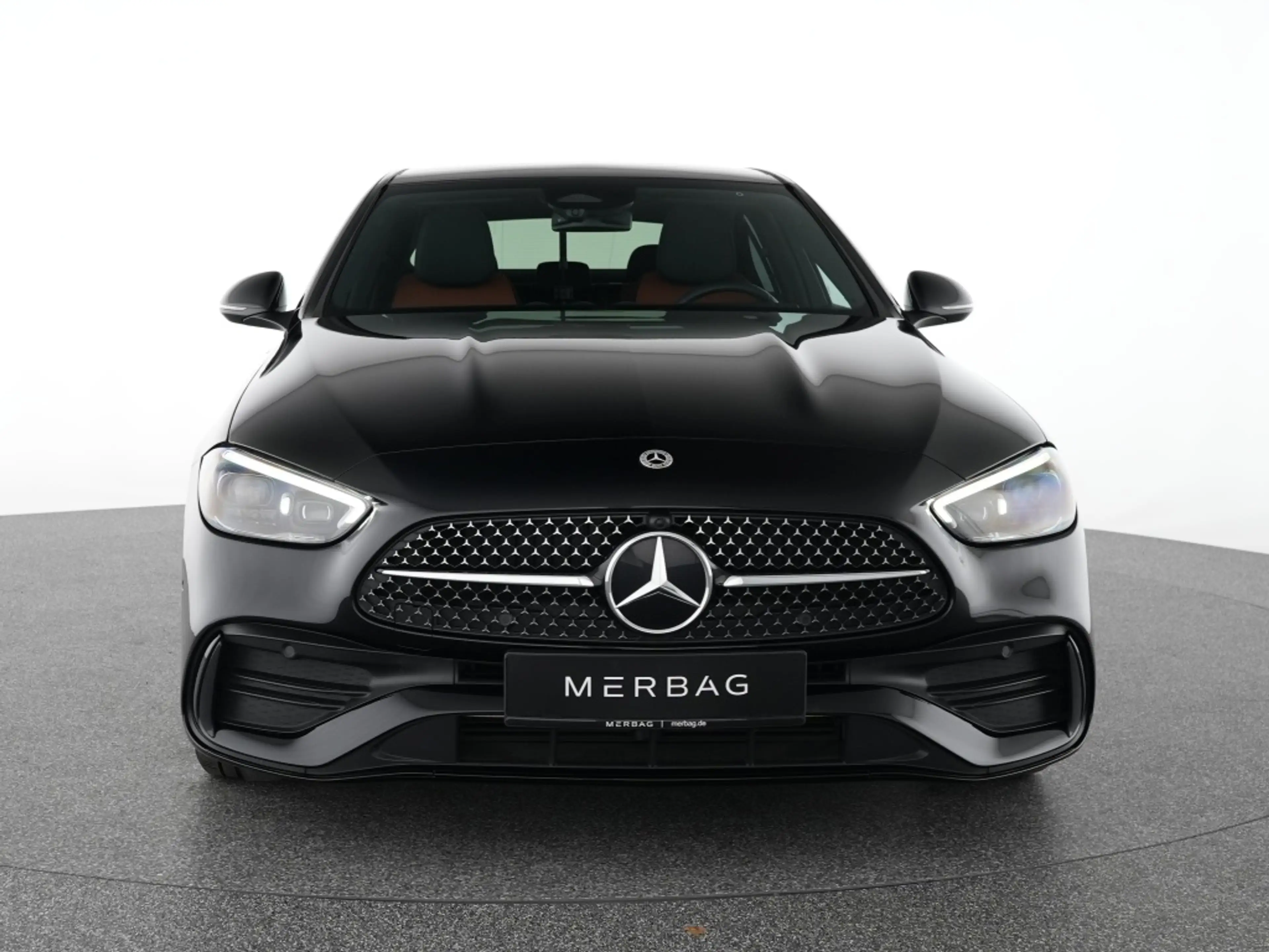 Mercedes-Benz C 200 d AMG Night Pano Digital L. Memory Navigation — photo 2