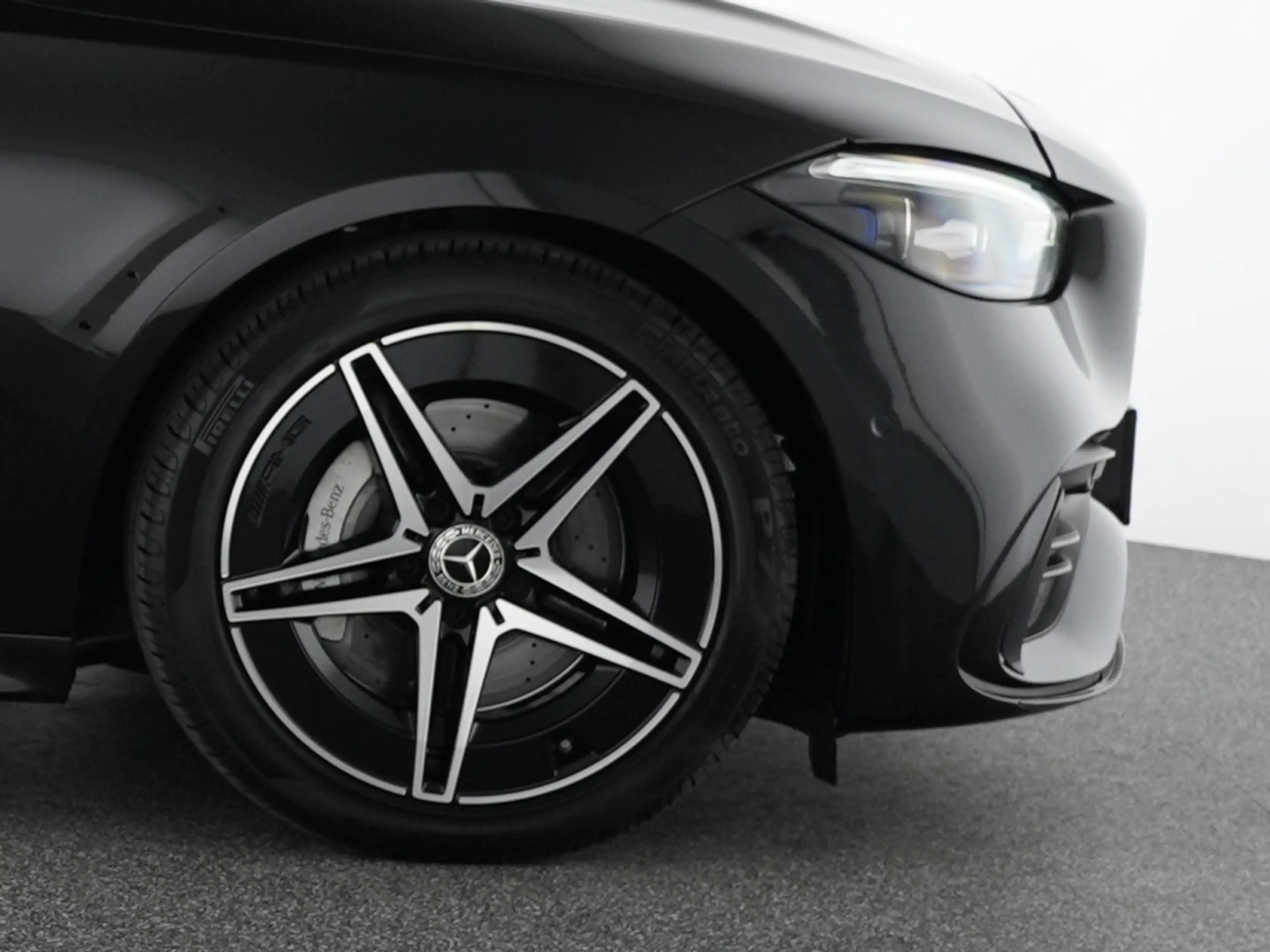 Mercedes-Benz C 200 d AMG Night Pano Digital L. Memory Navigation — photo 6