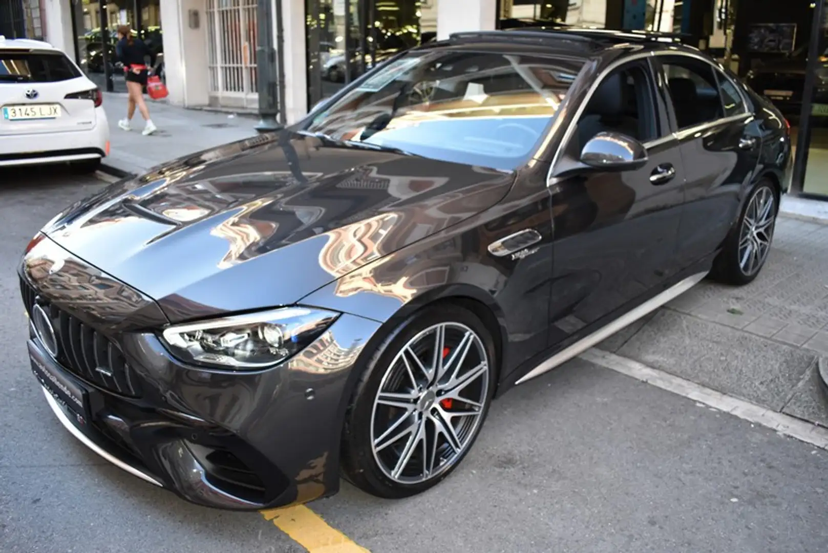 Mercedes-Benz C 63 AMG S E Performance 4Matic+ Gris - 1