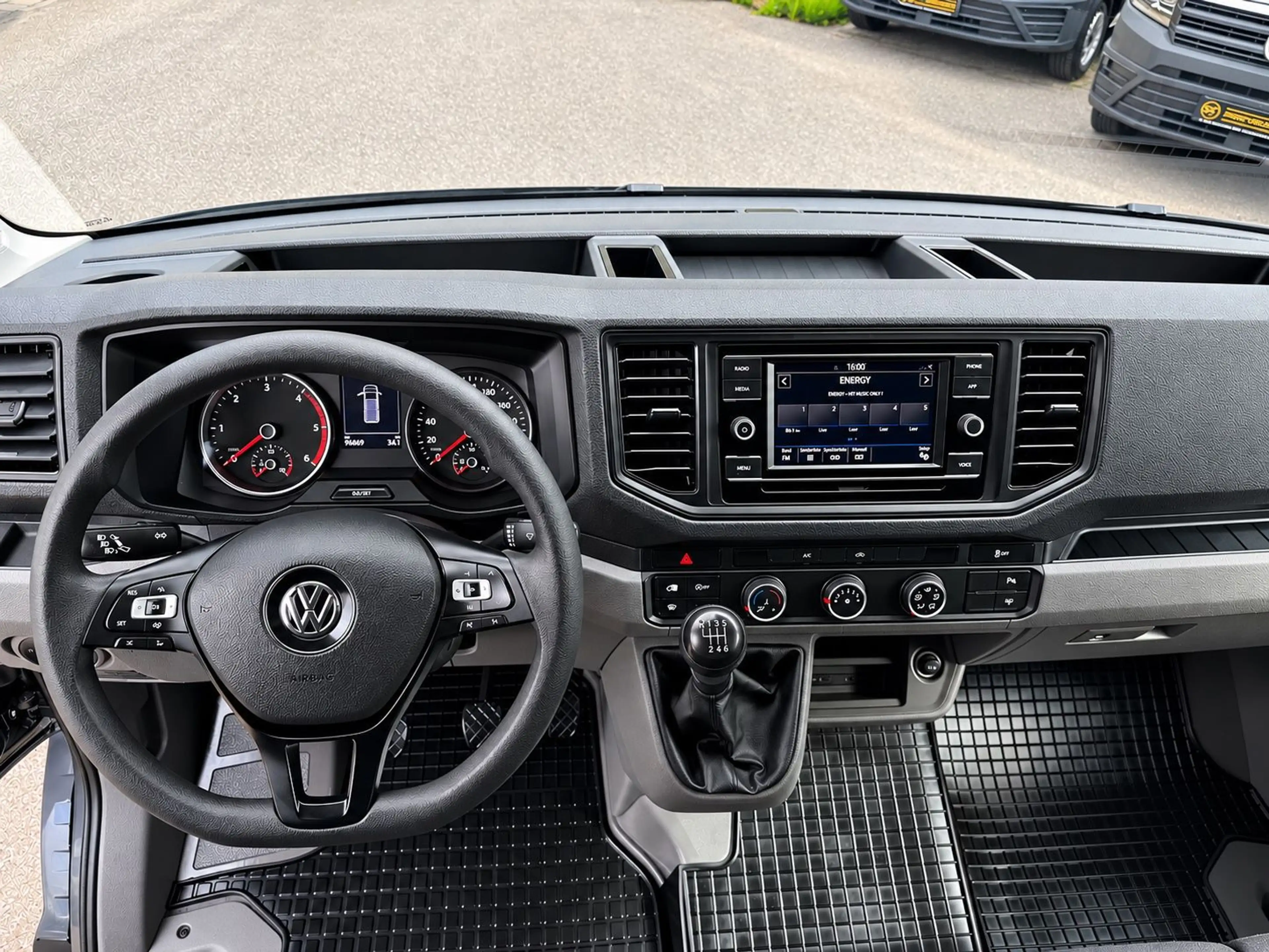 Volkswagen Crafter 35 Lang MAXI LED KAMERA TEMPOMAT 1HAND — photo 12