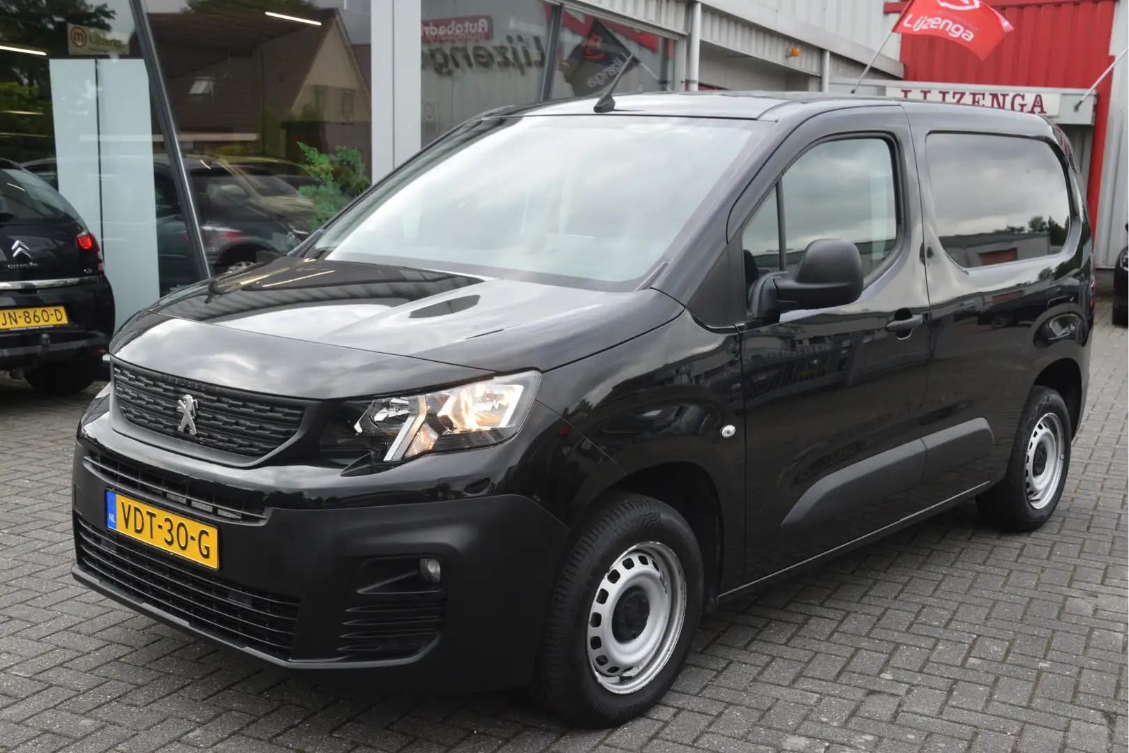 Peugeot Partner 1.5 BlueHDI Premium Airco | Cruise | radio/CD | Bl Noir - 2