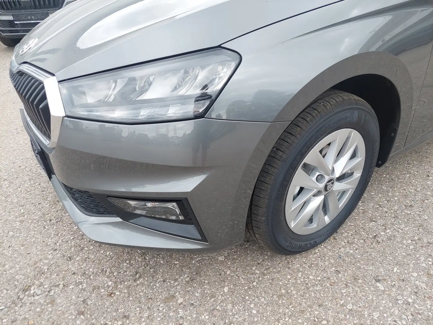 Skoda Fabia 1.0  130 Jahre Kamera ALU Smartlink Gris - 2