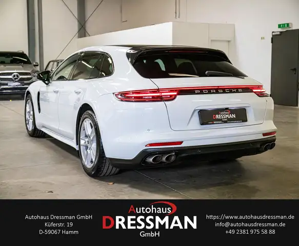 Porsche Panamera view 7