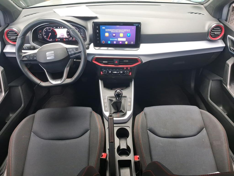 SEAT Arona 1.0 TSI FR SHZ KAMERA NAVI FACEL. LED — photo 6