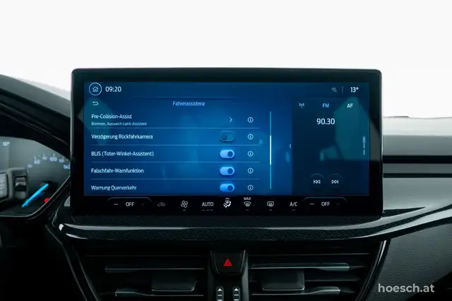 Ford Focus view 14