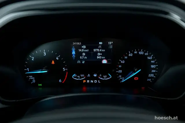 Ford Focus view 9