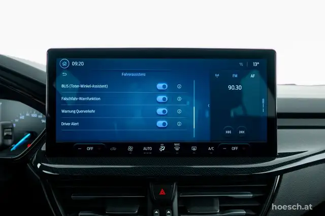 Ford Focus view 15