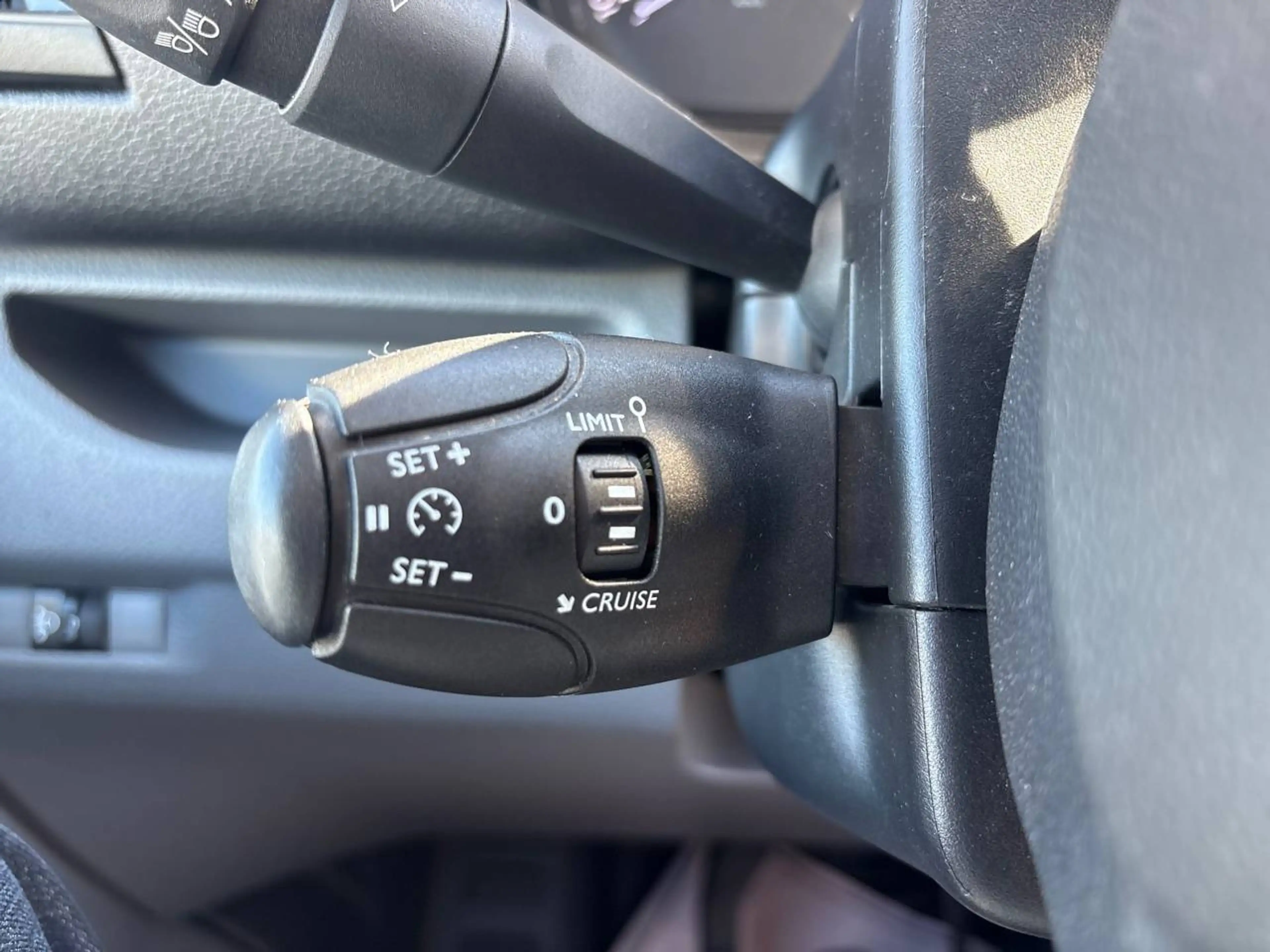 Peugeot Expert 2.0 BlueHDi L3 Long Premium S — photo 9
