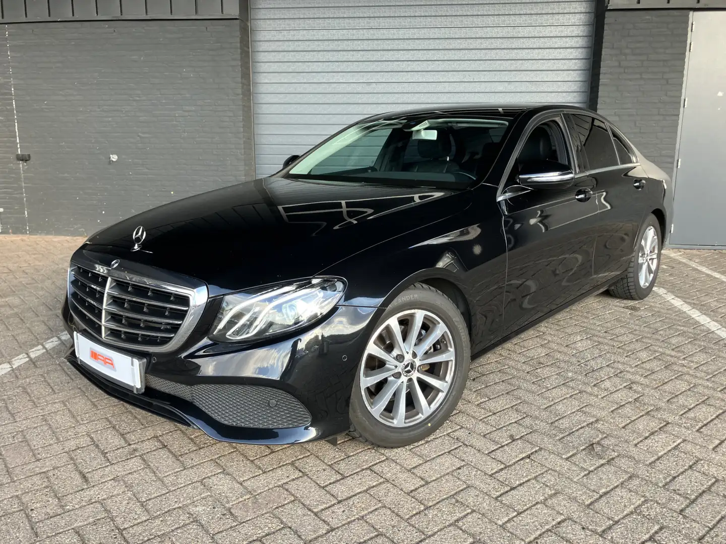 Mercedes-Benz E 200 d XENON-LED-LEDER Zwart - 2