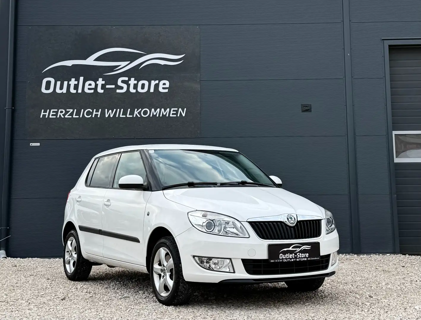 Skoda Fabia Elegance Aut.*1.Besitz*Navi*SHZ*NUR 41.000KM*TOP* Weiß - 1