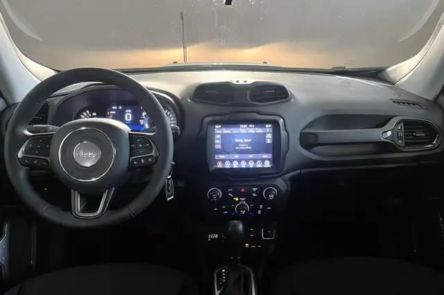 Jeep Renegade view 7