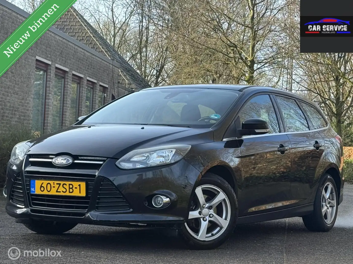 Ford Focus Wagon 1.6 TDCI Titanium/NAP/NWE APK/NAVI Schwarz - 1