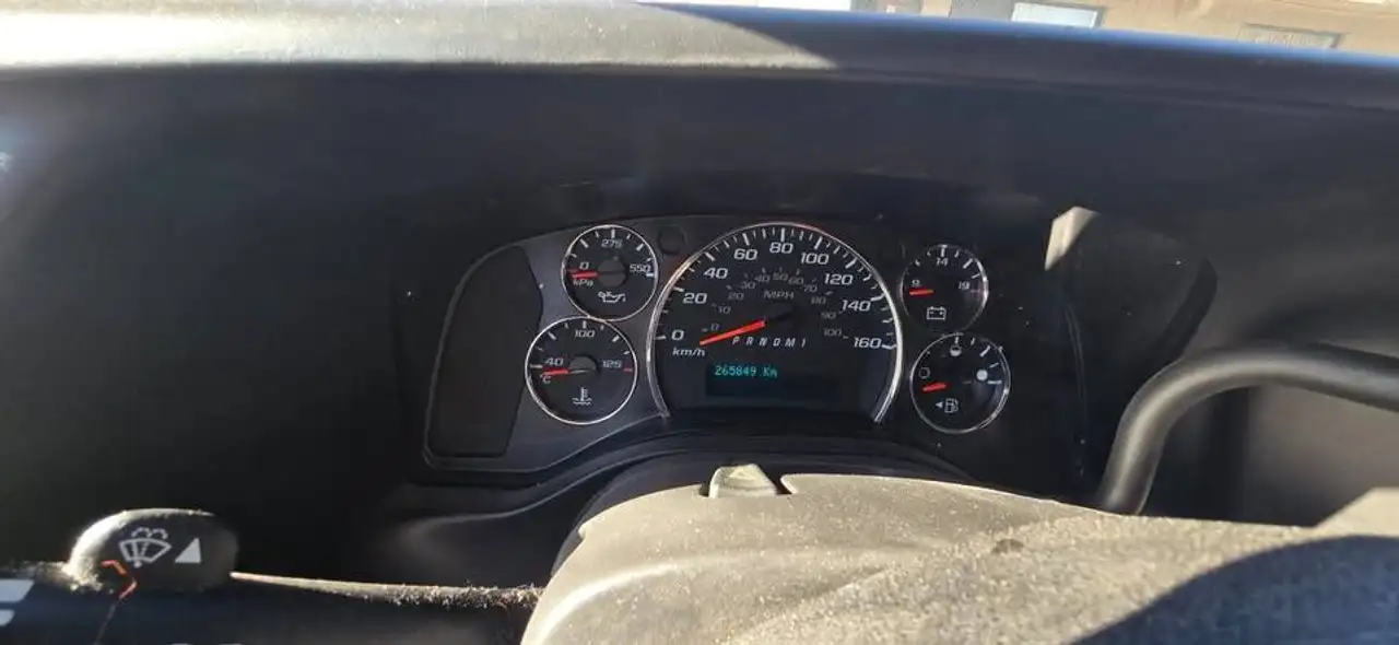 Chevrolet Express 2500 photo Chevrolet Express 2500
