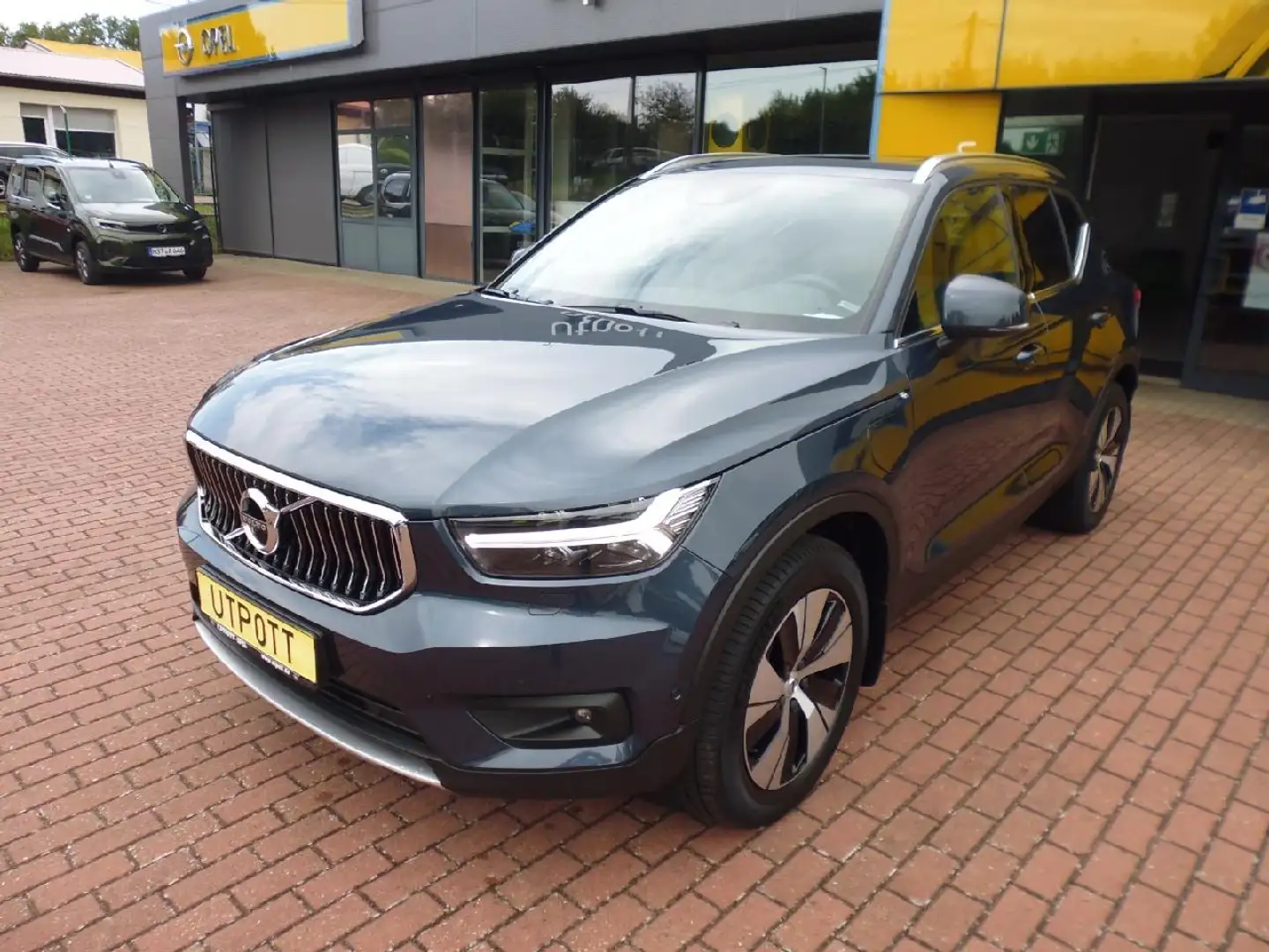 Volvo XC40 Inscription Expression Recharge Plug-In Hybrid 2WD Grau - 1