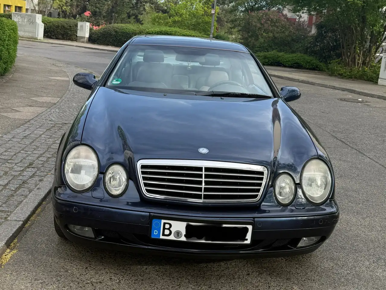 Mercedes-Benz CLK 320