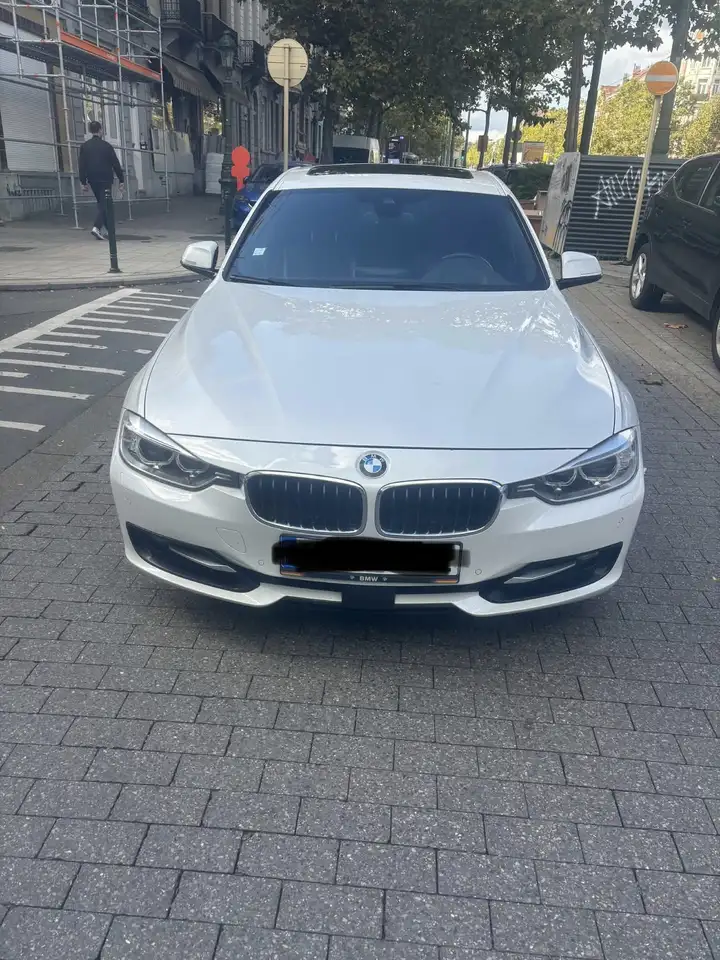 BMW 320