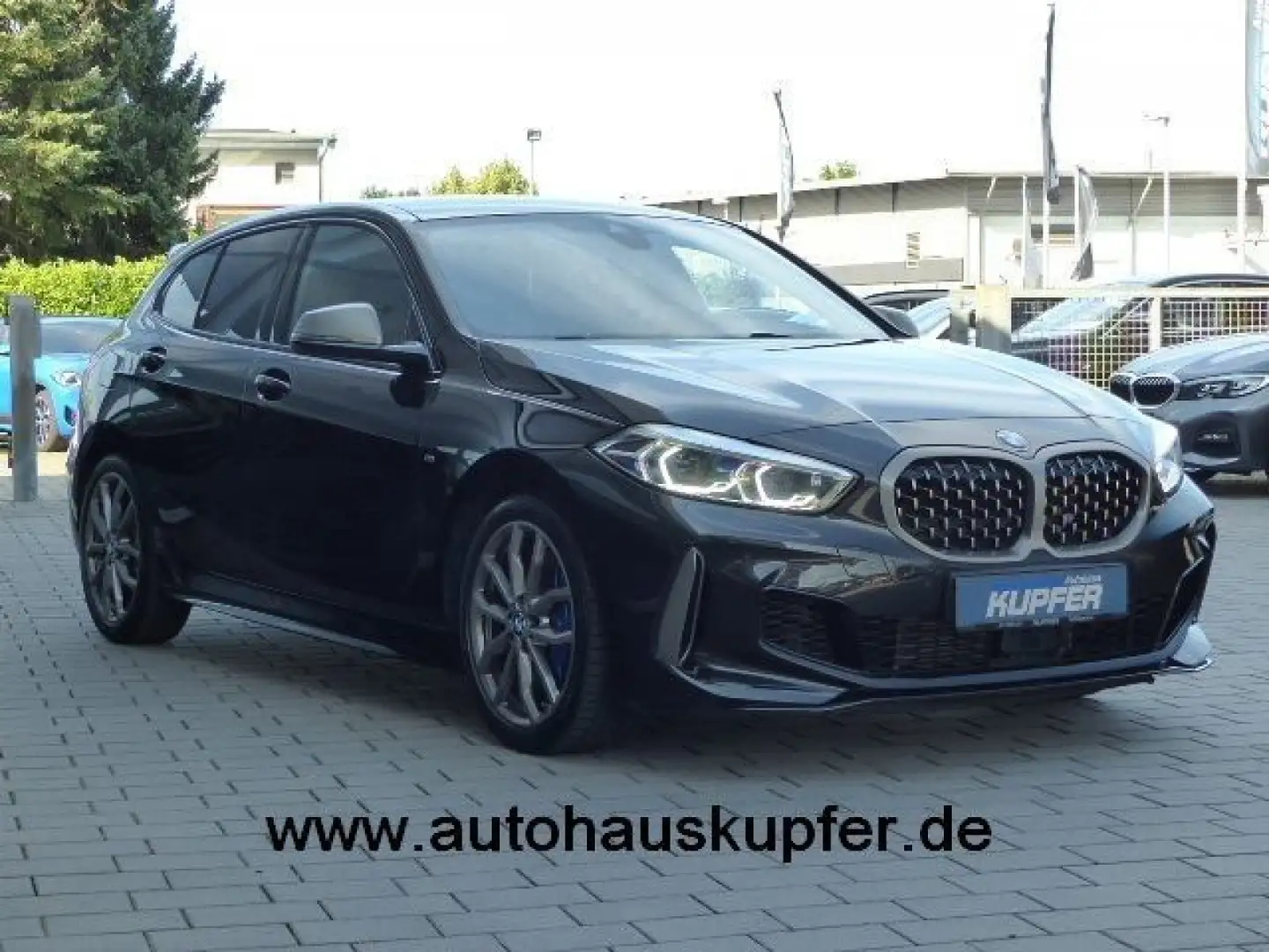 BMW 135 i xDrive M Sport ACC° HarmKardon°Cam°gr.Nav Czarny - 2