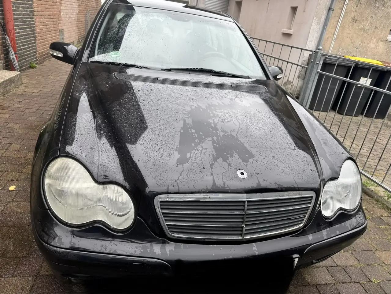 Mercedes-Benz C 180 Classic, foto 1