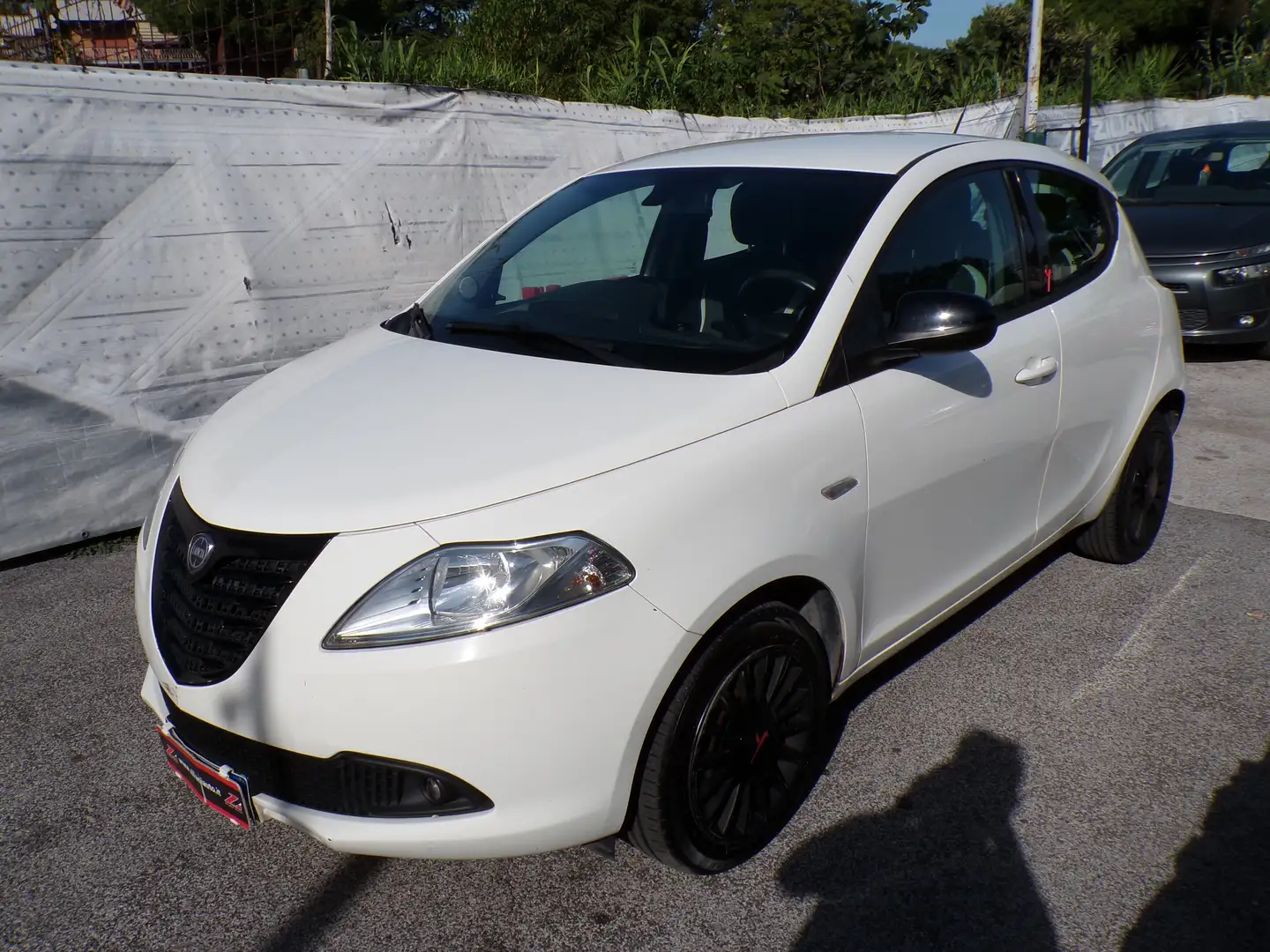 Lancia Ypsilon 1.2 8v ecochic Gpl 2024 ..UNICO PROPRIETARIO.. Bianco - 2