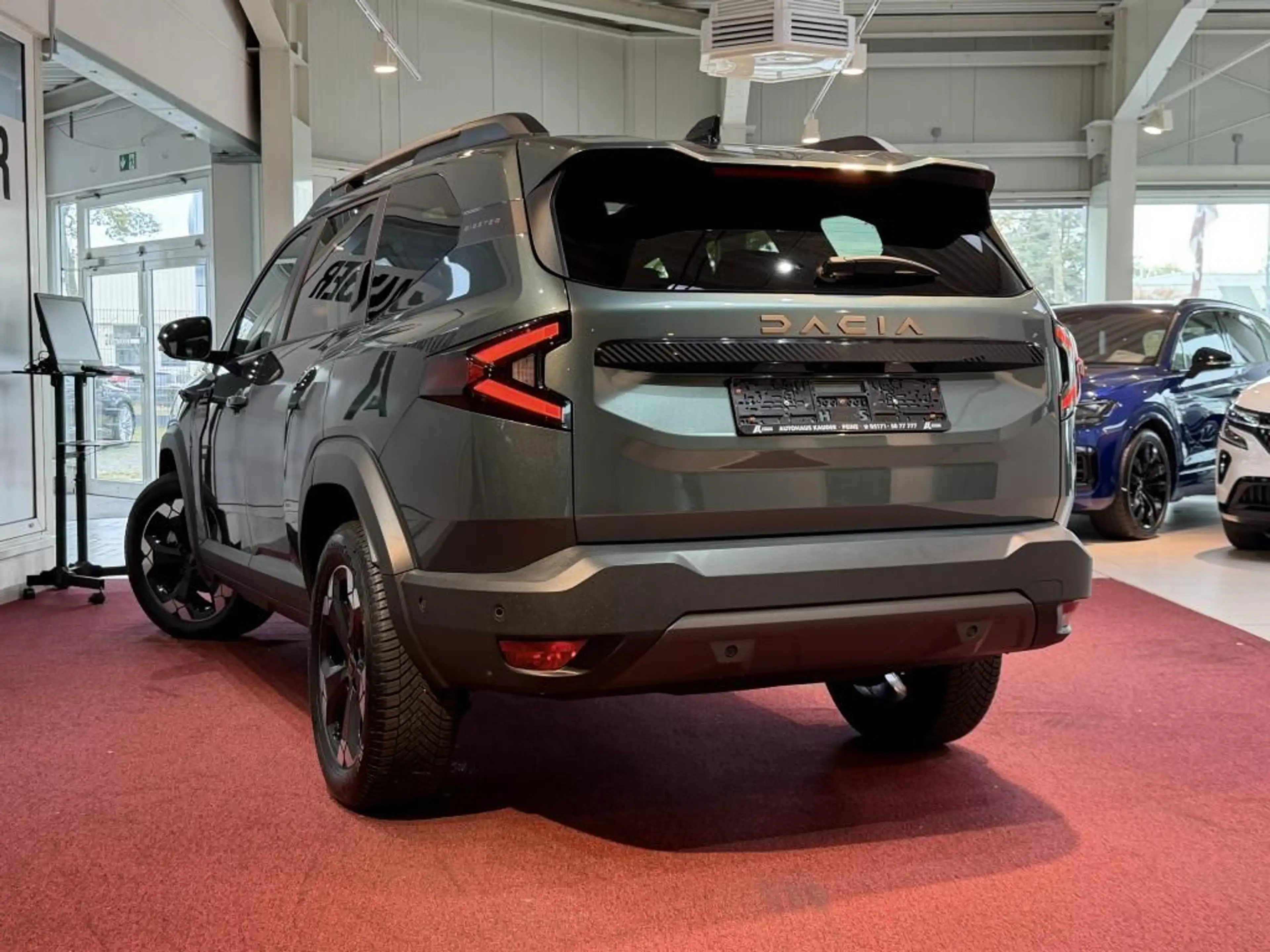 Dacia Bigster Hybrid Extreme *LED*Virtual*Navi*Pano* — photo 2