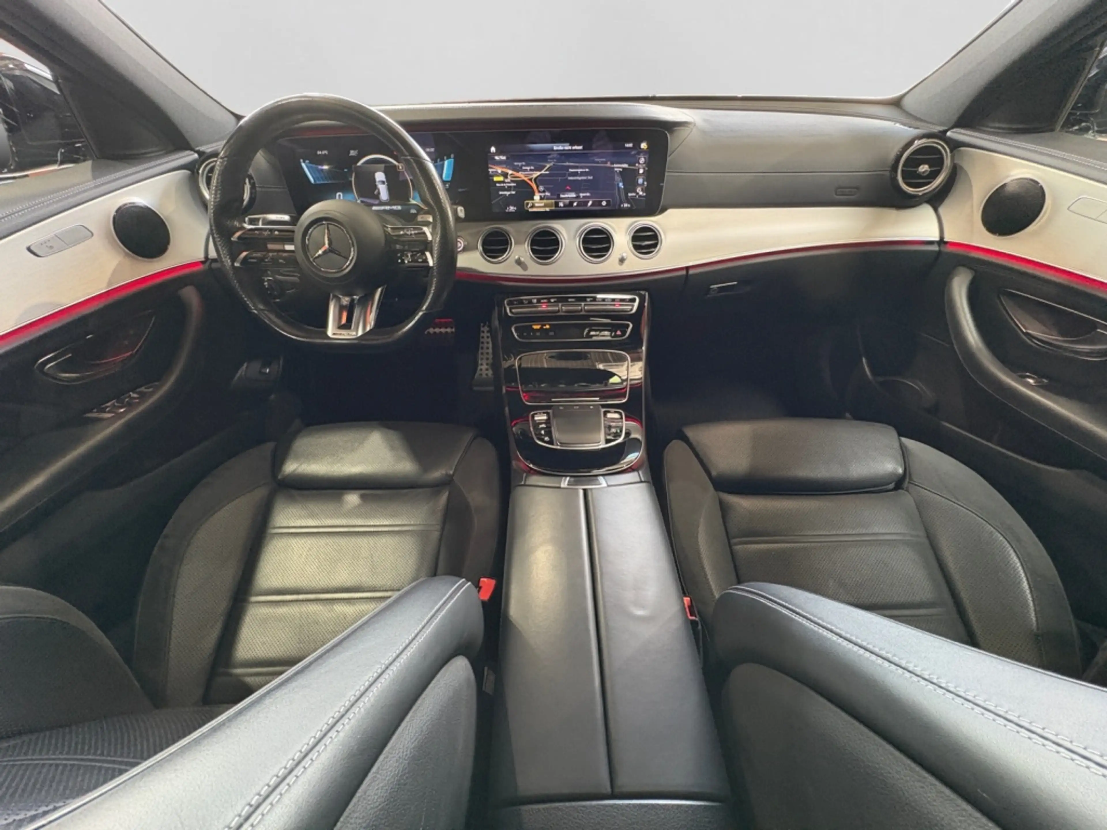 Mercedes-Benz E 53 AMG AMG E 53 4MATIC+ T-Modell AMG|ILS|MBEAM|AMBIENTE — photo 11