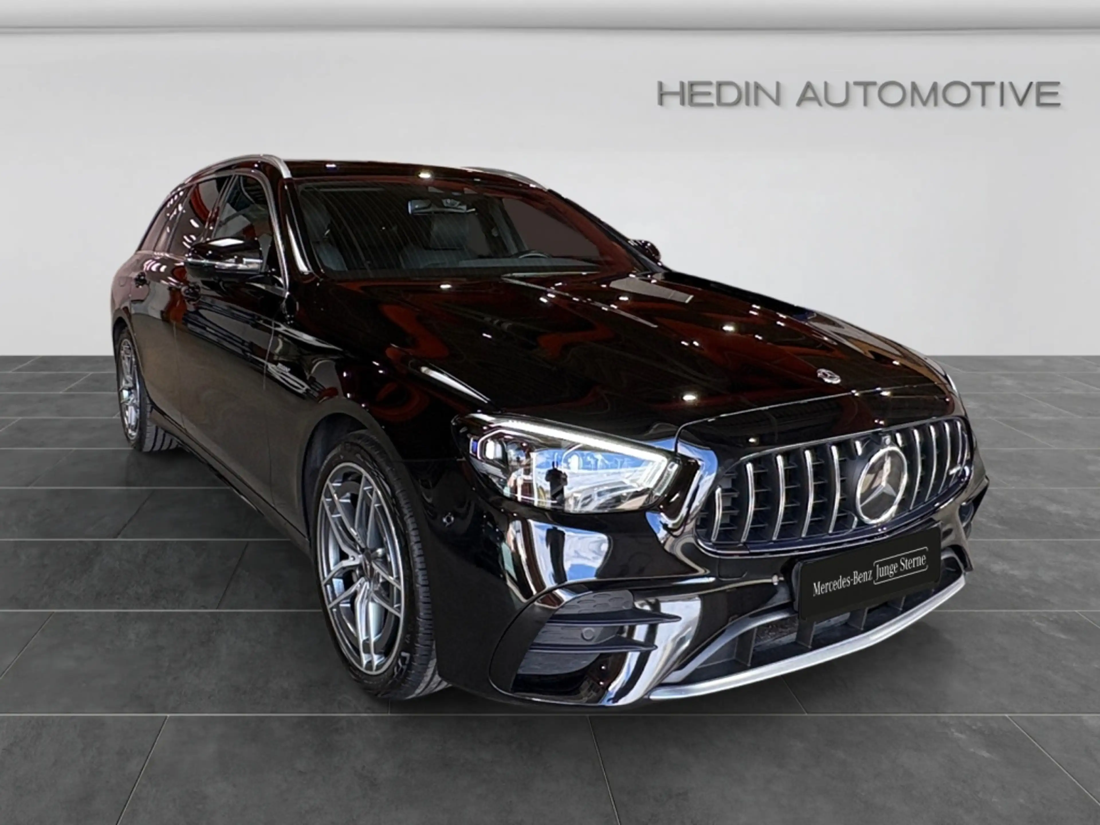 Mercedes-Benz E 53 AMG AMG E 53 4MATIC+ T-Modell AMG|ILS|MBEAM|AMBIENTE — photo 8