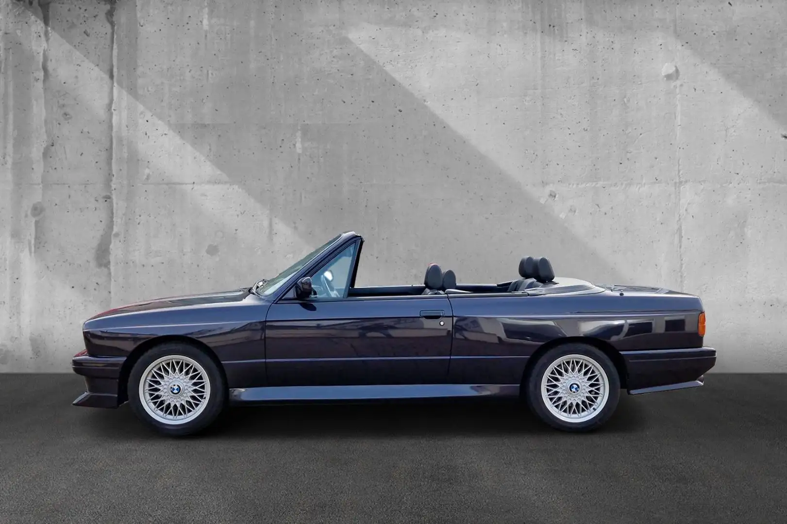 BMW M3 E30 Cabrio*dt. Auto*Top Zustand Modrá - 2