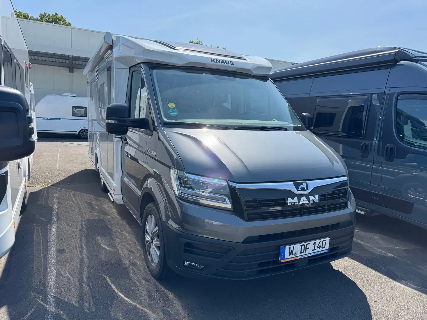 Knaus Van TI  640 MEG Vansation MAN Grau - 1