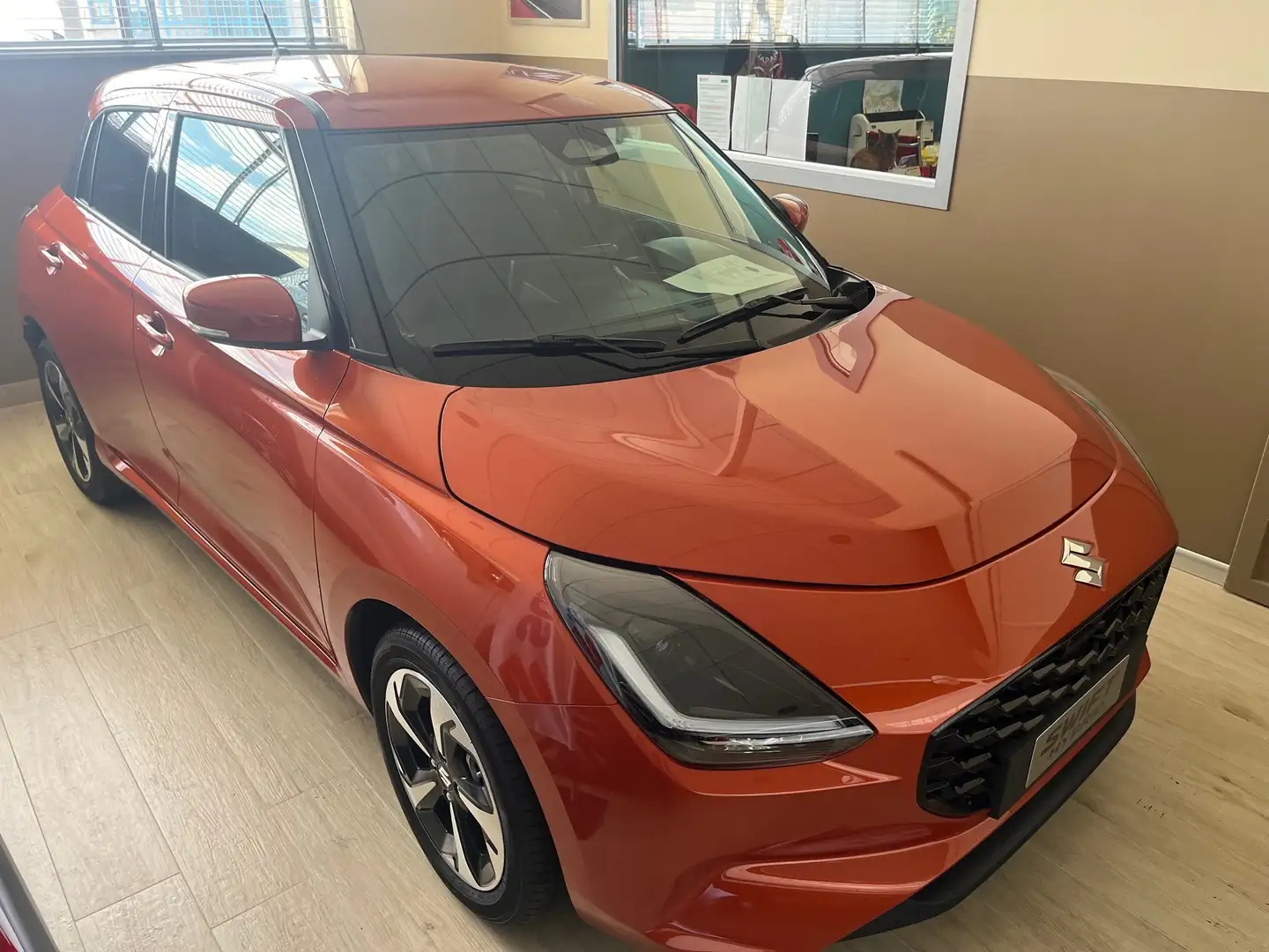 Suzuki Swift TOP 2WD, NUOVA, NON KM ZERO, CON SUZUKI DAL 1986 Oranje - 1