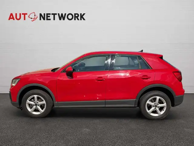 Audi Q2 view 7