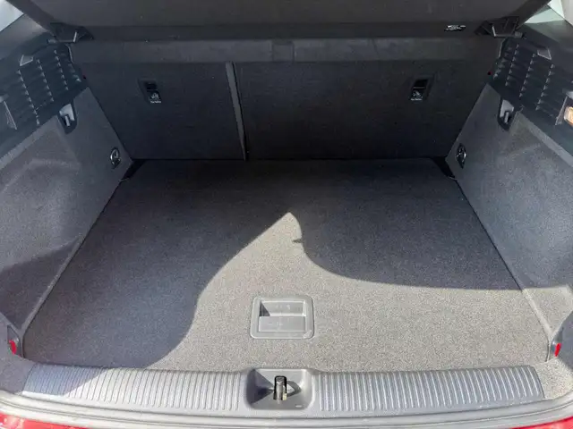 Audi Q2 view 13