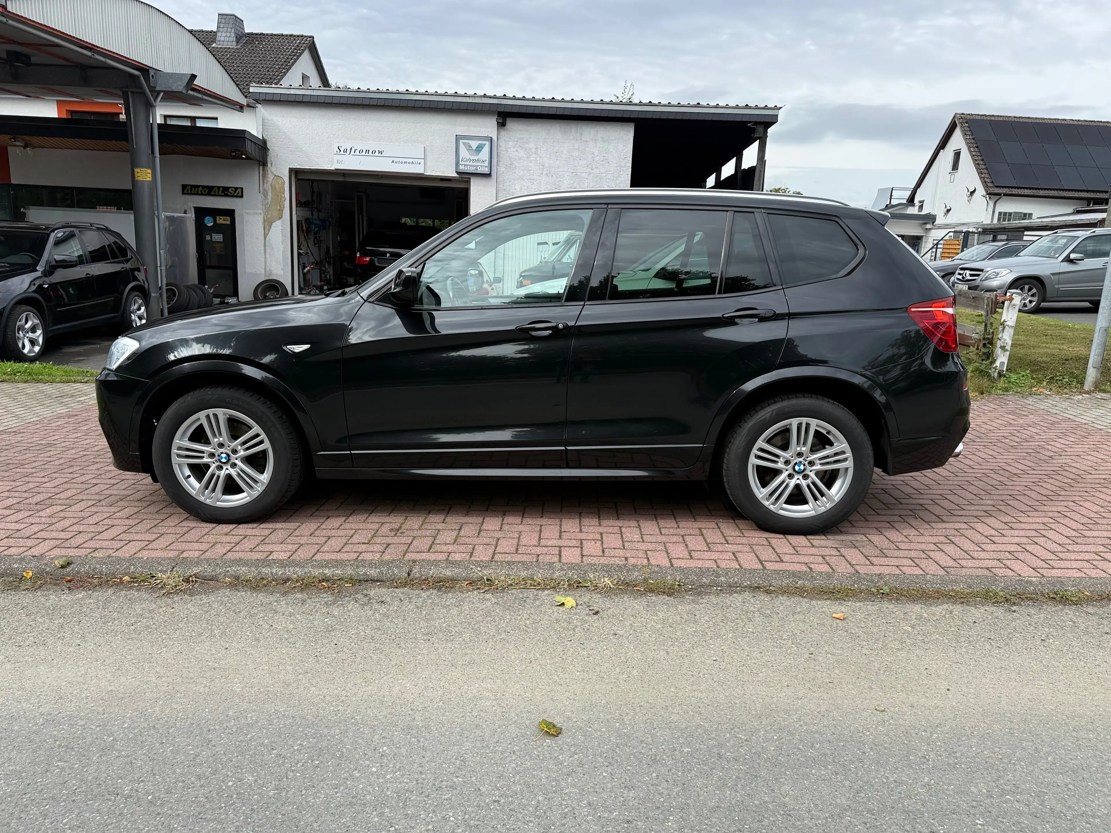 BMW X3 xDrive 20 d M-Paket 2.Hand El. AHK Lenkradheizung 6.Gang Schalter — photo 8