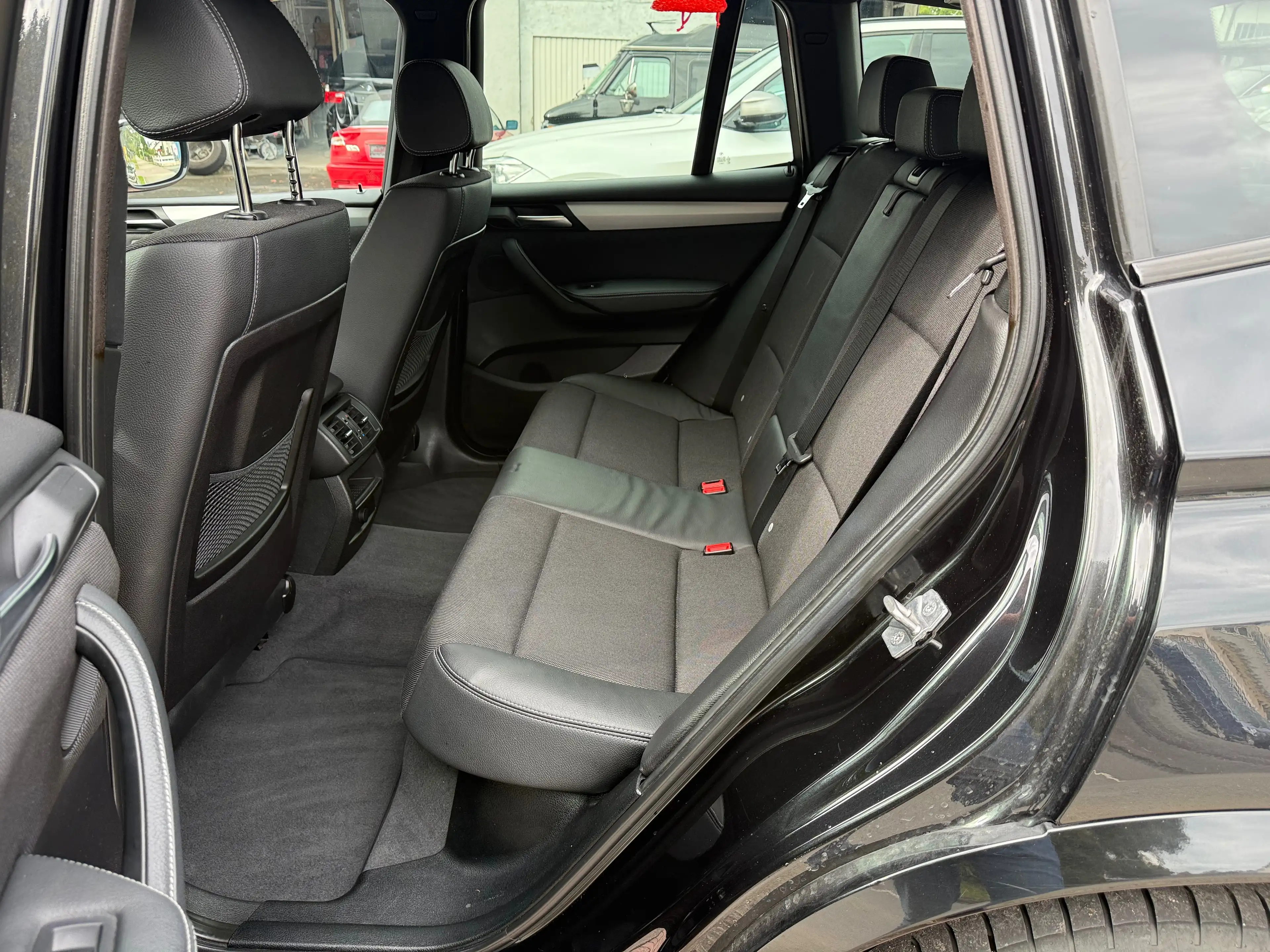 BMW X3 xDrive 20 d M-Paket 2.Hand El. AHK Lenkradheizung 6.Gang Schalter — photo 13