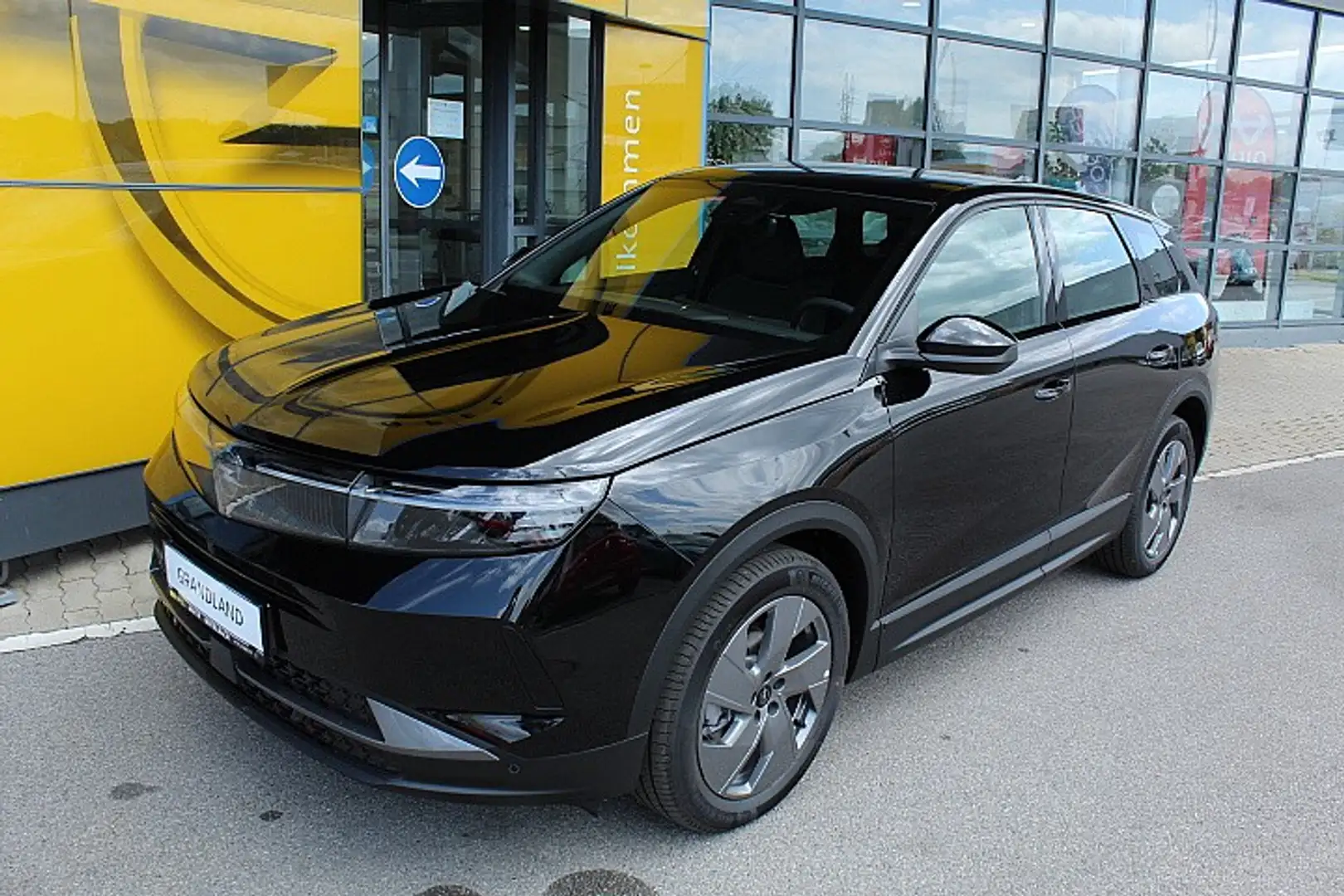 Opel Grandland 1.2 MHEV Edition Aut. Zwart - 1