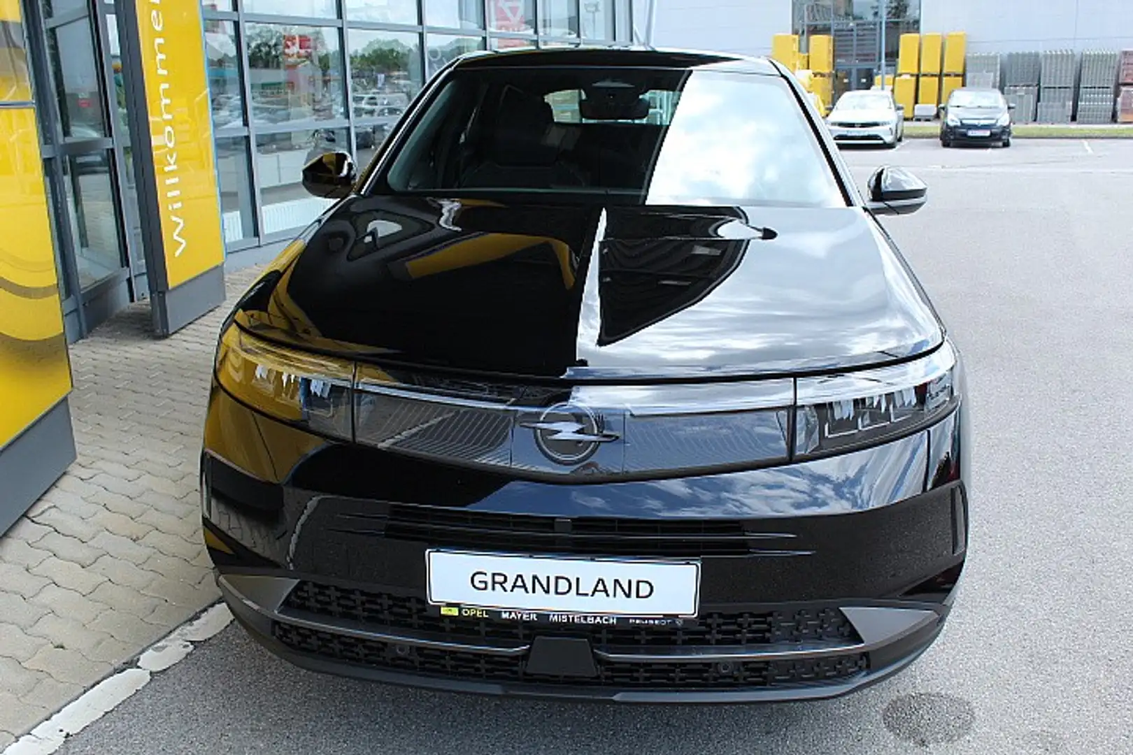 Opel Grandland 1.2 MHEV Edition Aut. Zwart - 2