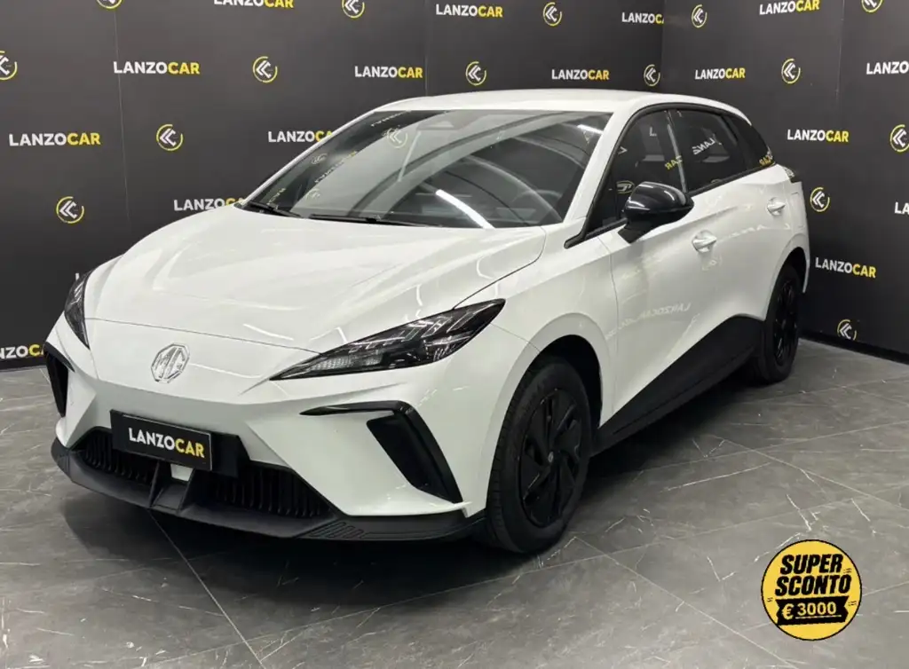 MG MG4, ELETTRICA STANDARD *DIVERSI COLORI*, colore bianco, 2023, elettrico | usata in vendita da LANZOCAR