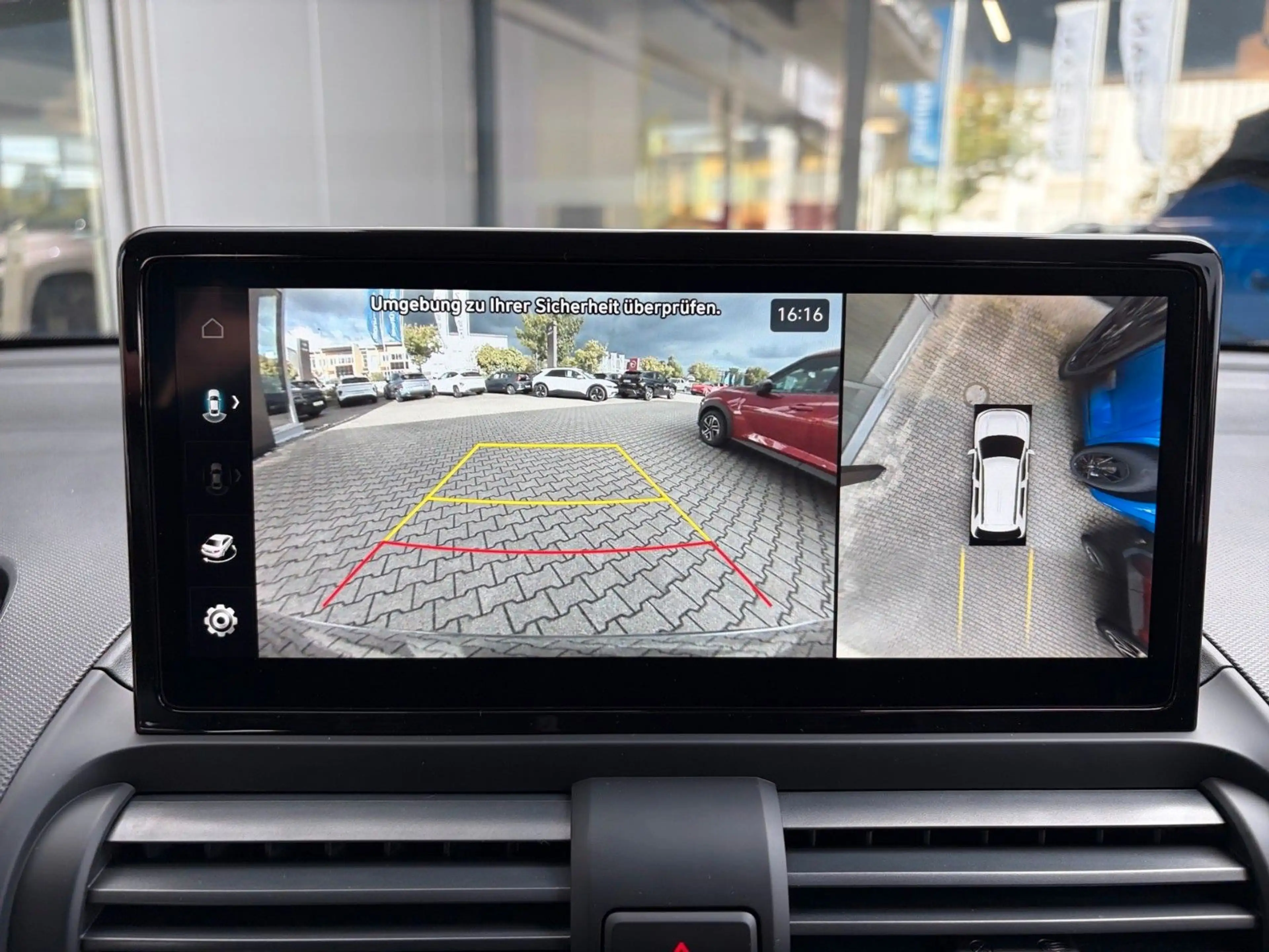 Hyundai Inster Prime 49 kWh V2L Glas-Dach Wärmepumpe — photo 14
