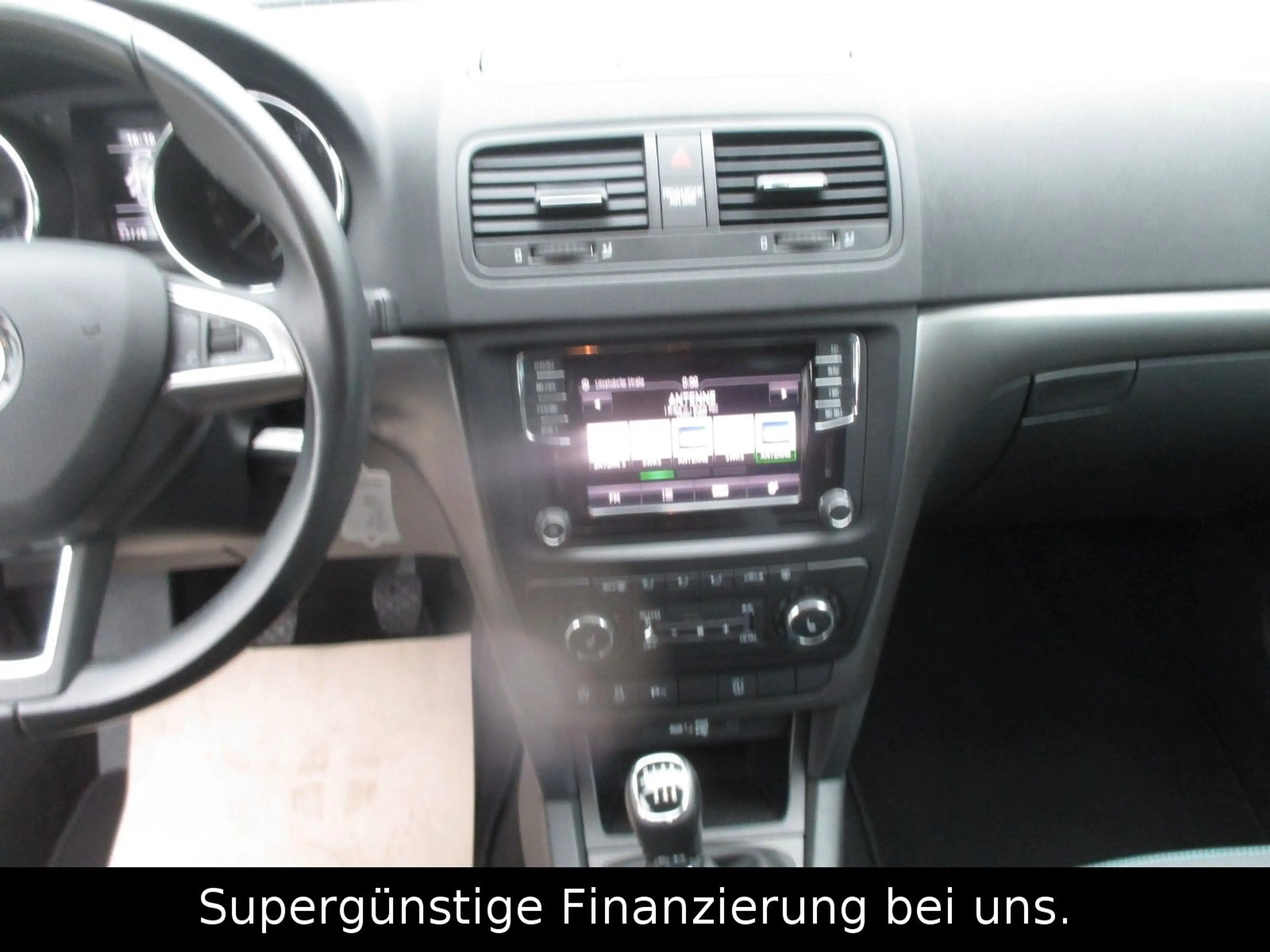 Skoda Yeti Joy,KLIMA,GARANTIE,NAVI,1-HAND — photo 8