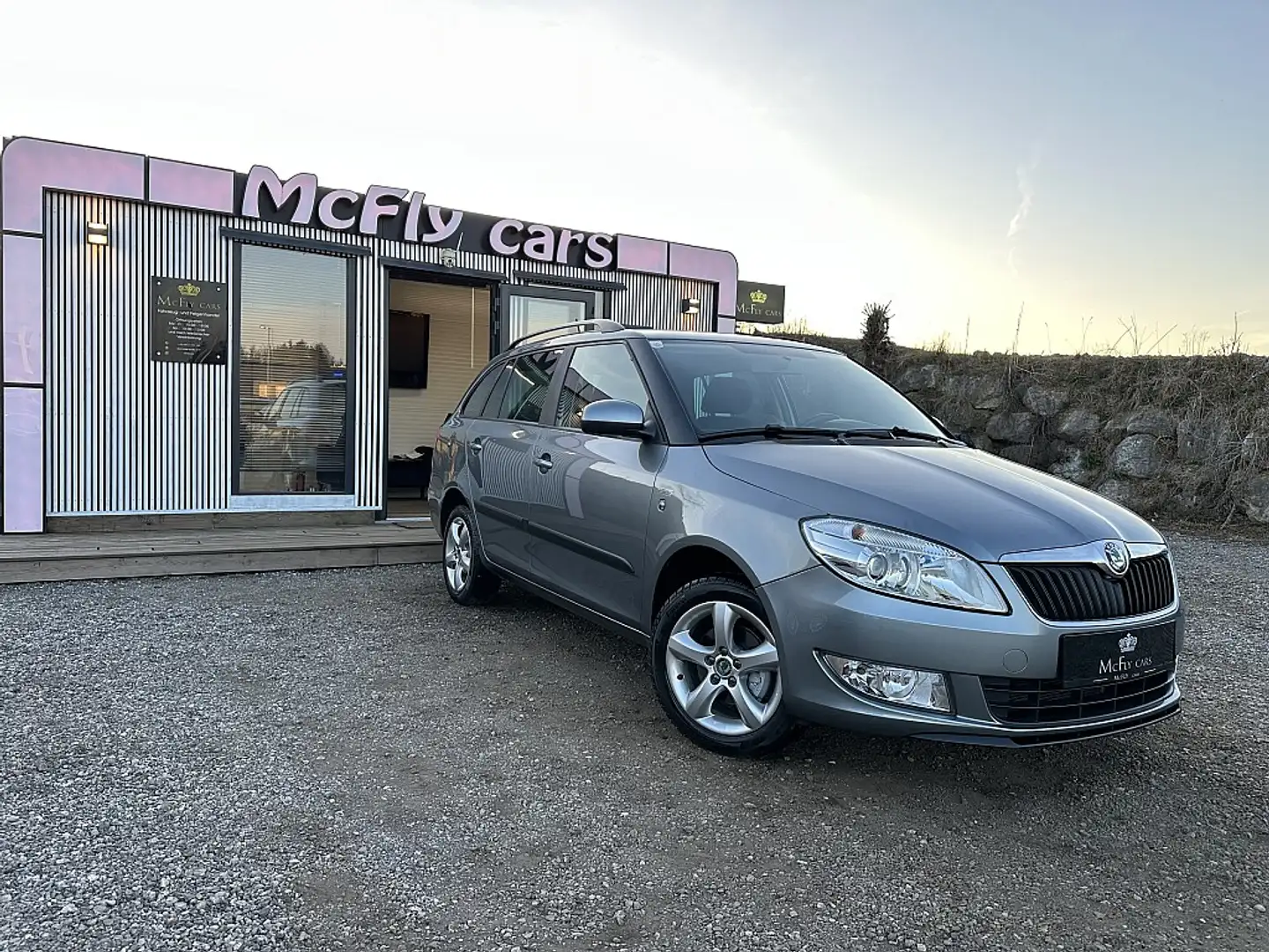 Skoda Fabia - TOP ZUSTAND - 1.BESITZ - KLIMAAUTOMATIK - NUR... Grau - 1