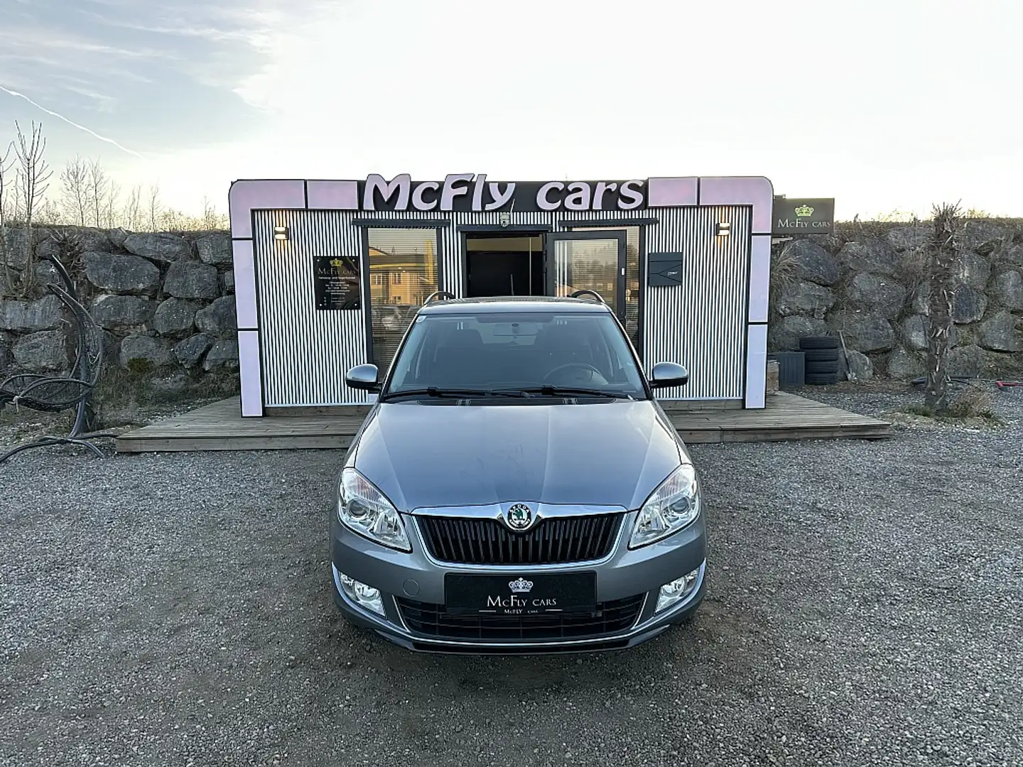 Skoda Fabia - TOP ZUSTAND - 1.BESITZ - KLIMAAUTOMATIK - NUR... Grau - 2