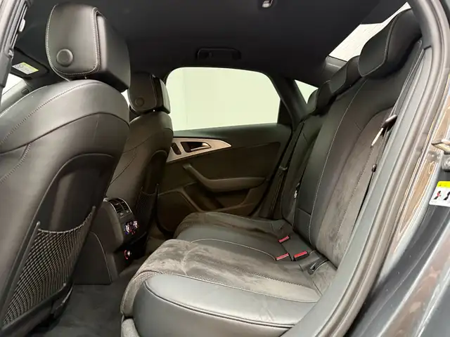Audi A6 view 12