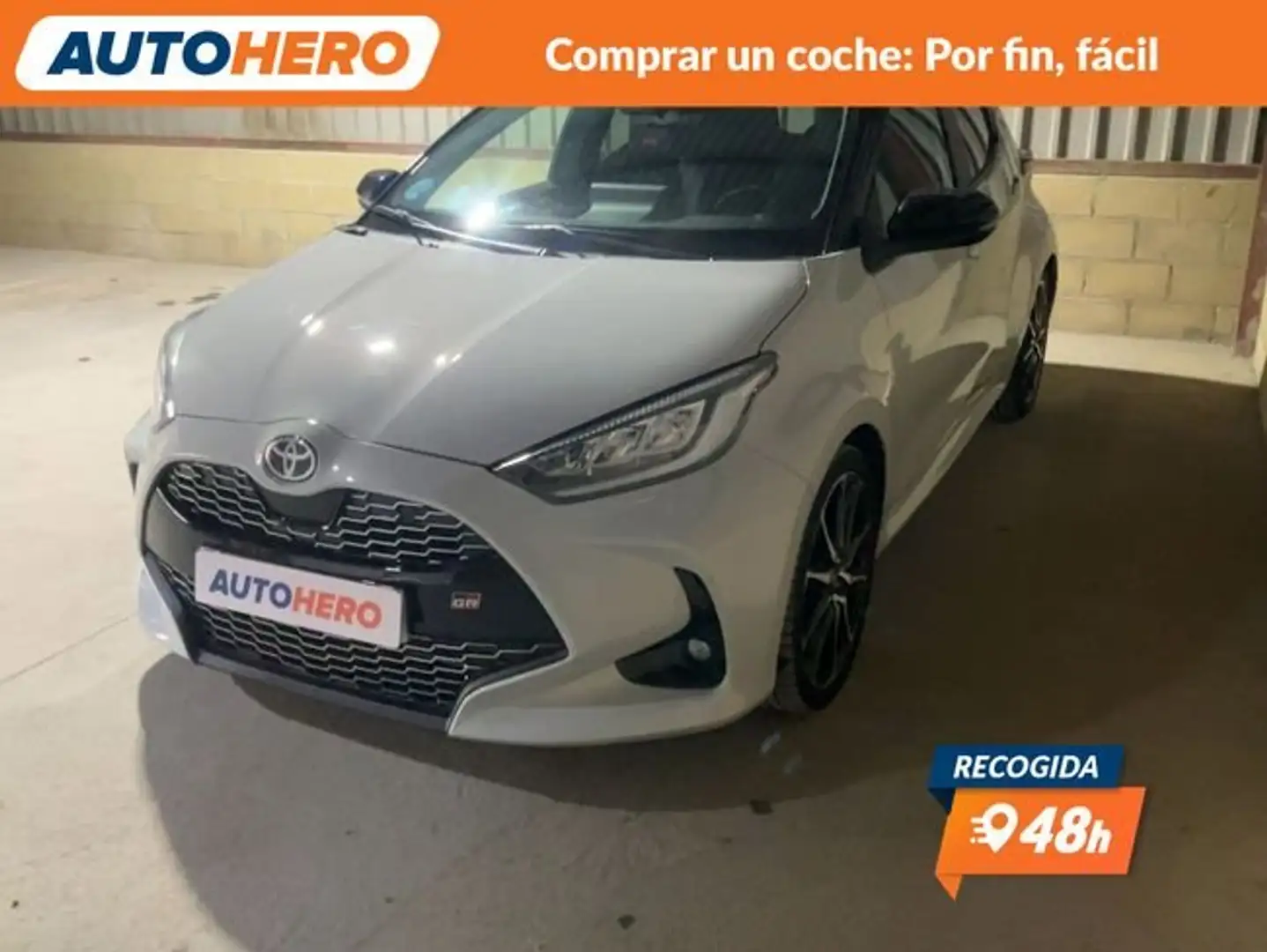 Toyota Yaris 1.5 Hybrid GR Sport Gris - 1