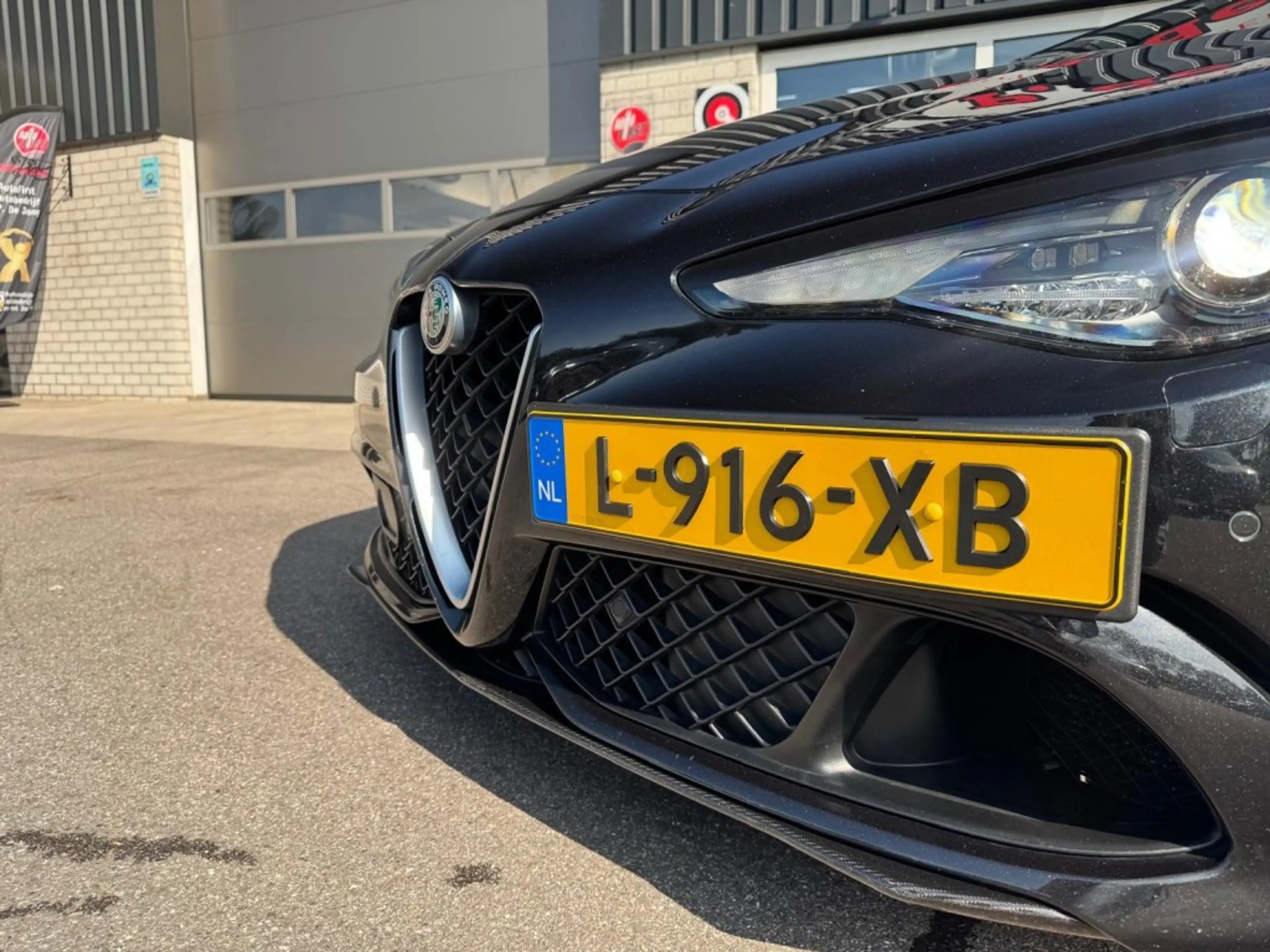 Alfa Romeo Giulia 2.9 V6 QUADRIFOGLIO Carbon pakket Sparco kuipstoel — photo 28