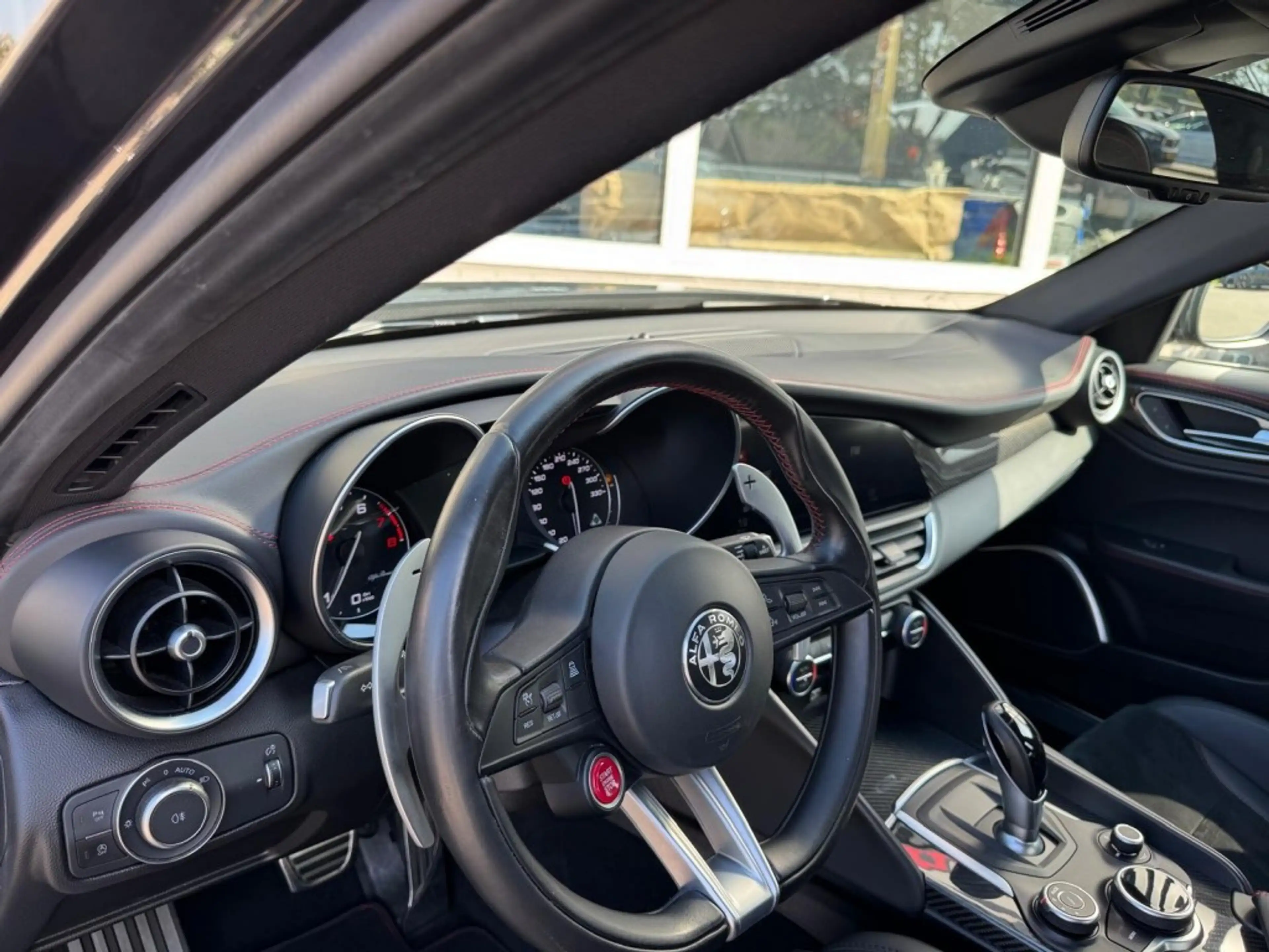 Alfa Romeo Giulia 2.9 V6 QUADRIFOGLIO Carbon pakket Sparco kuipstoel — photo 20
